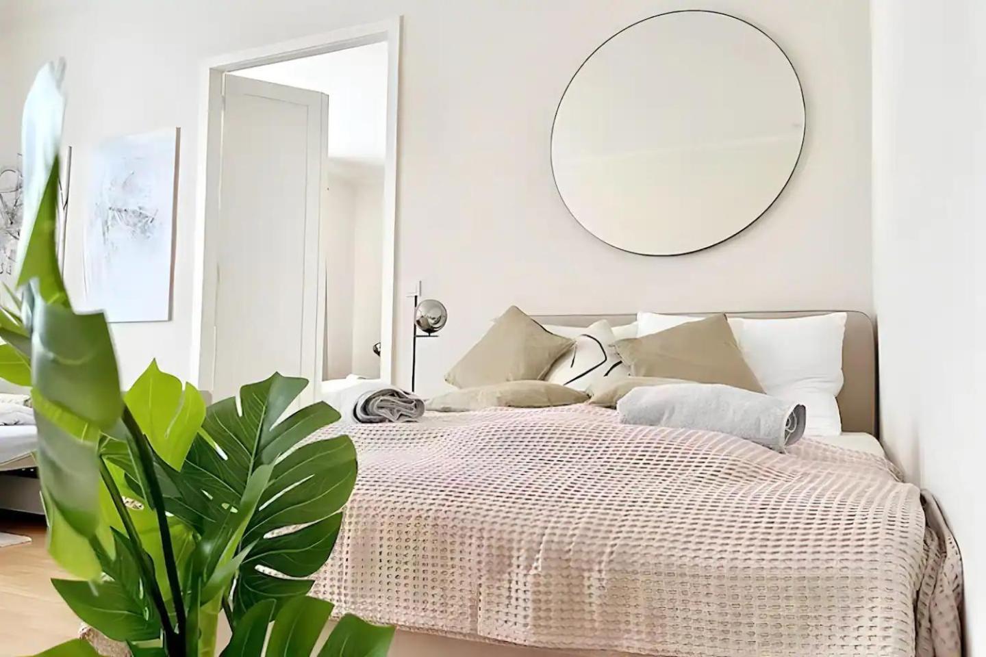 Apartment At Belvedere, Location Close To U1 Vienna