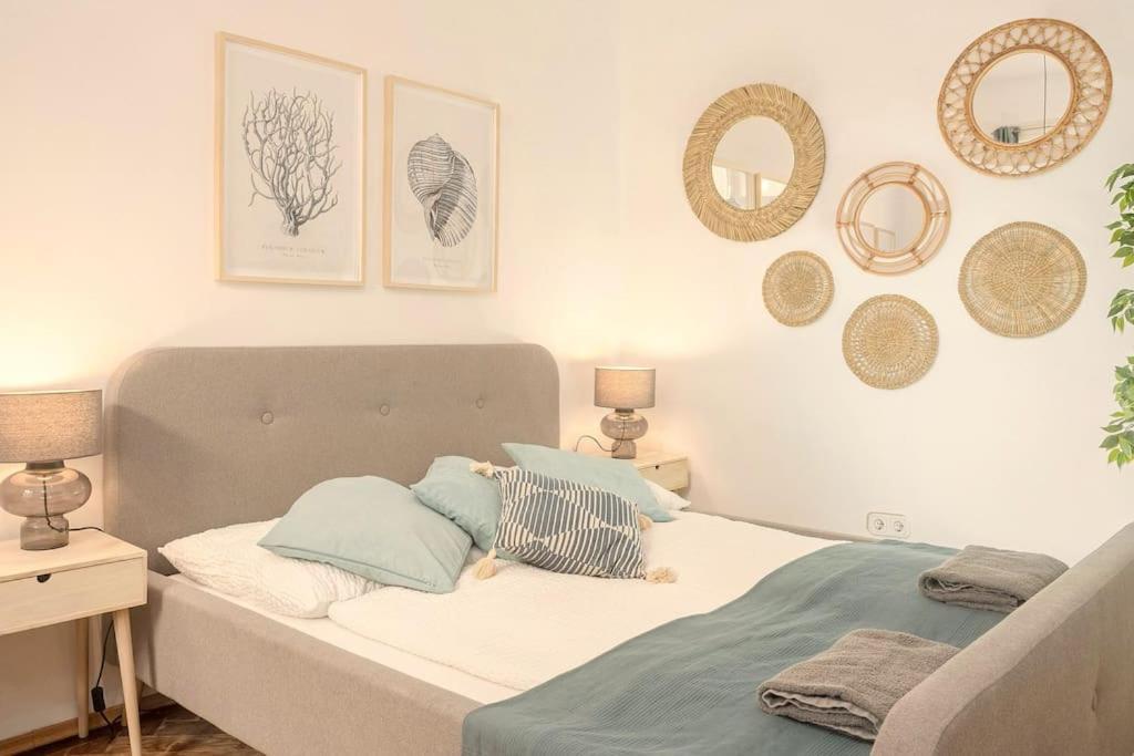 Apartment Next To Augarten, Gorgeous Interior Close To Inner