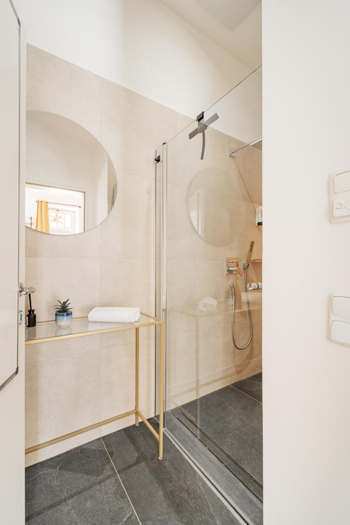 Classy Premium Studio With Free Parking Vienna