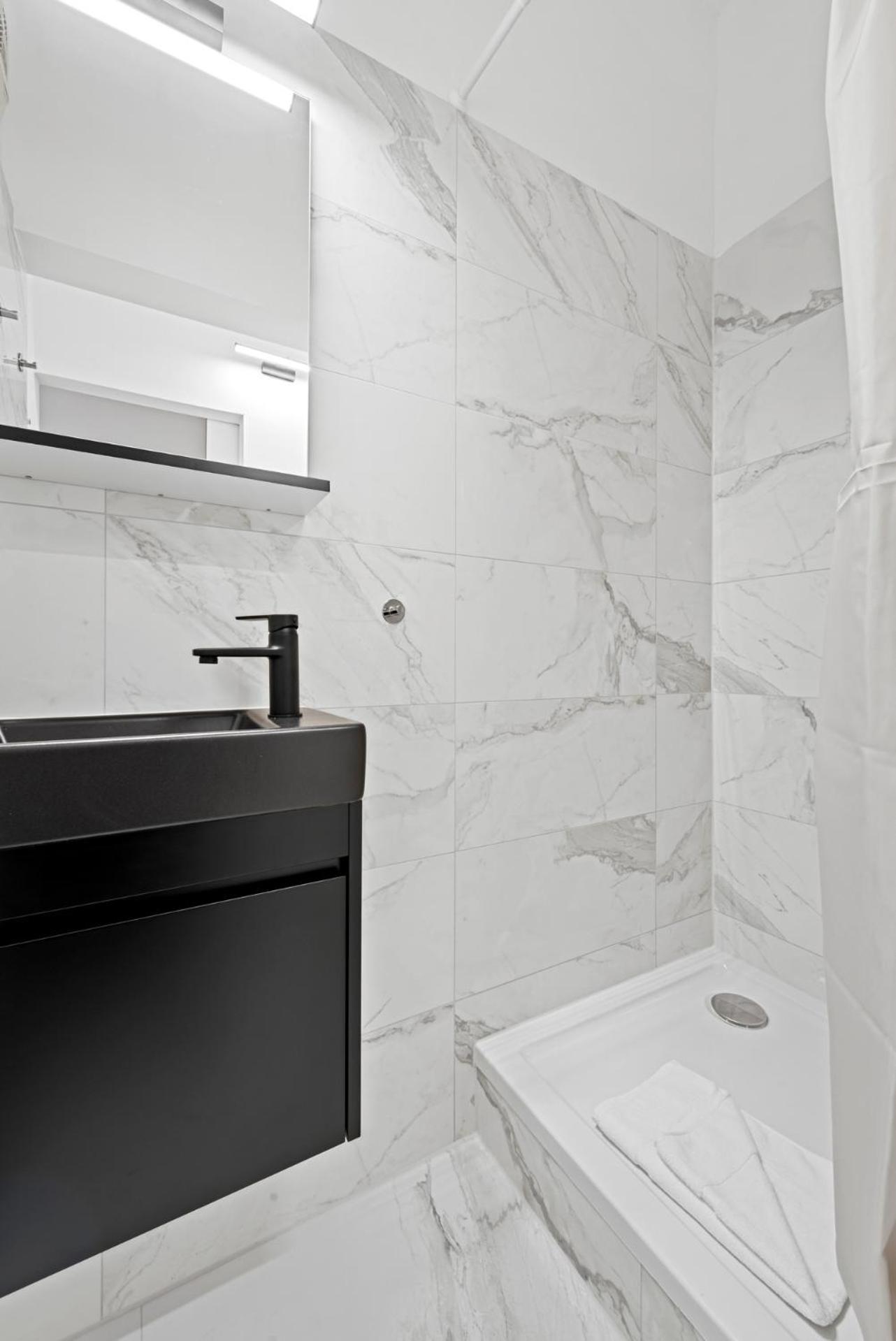 Cozy - 15 Min To City-centre - Contactless 24h Check-in Apartment