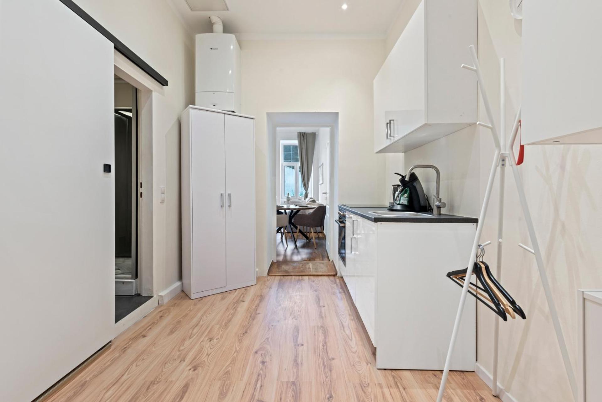 Cozy - 15 Min To City-centre - Contactless 24h Check-in Apartment *