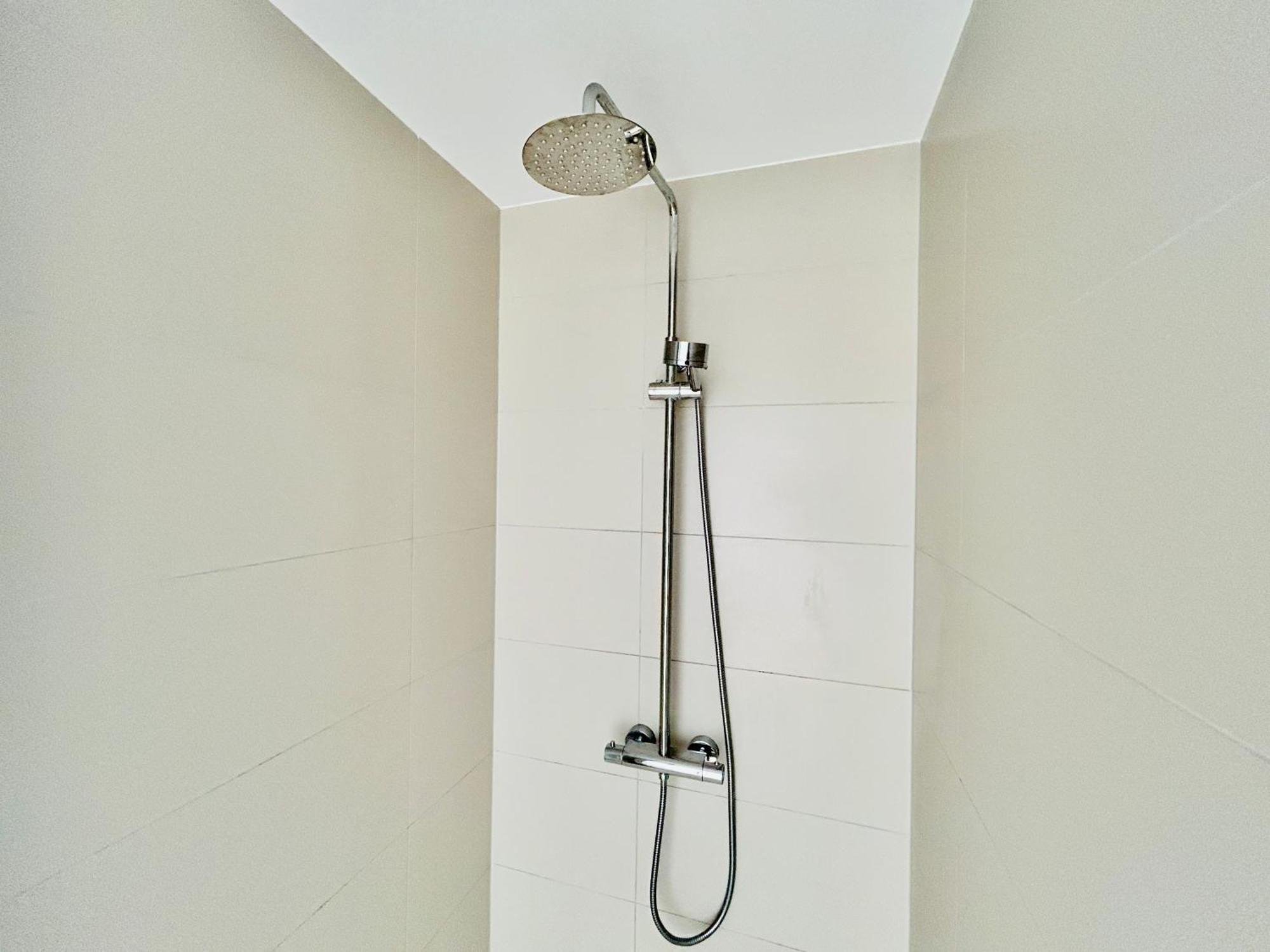 Apartment Premium 4 Bedroom Penthouse - Free Parking *
