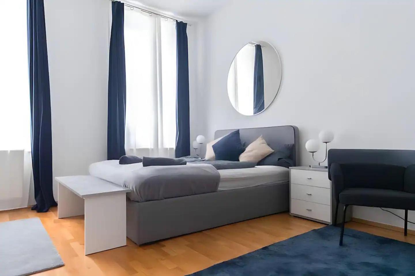 Apartment, Central, 2 Min To U1 Keplerplatz