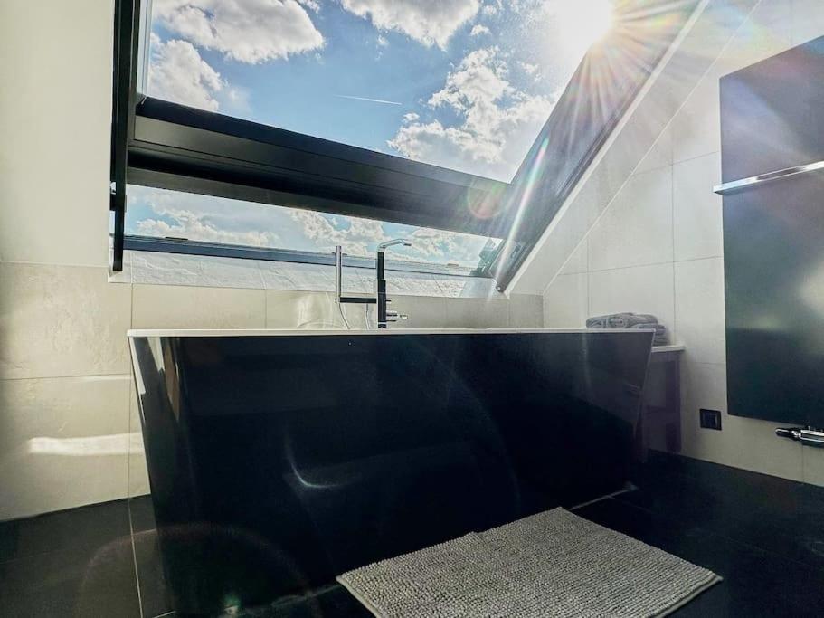 Apartment Next To Augarten Penthouse Rooftop Terrace *