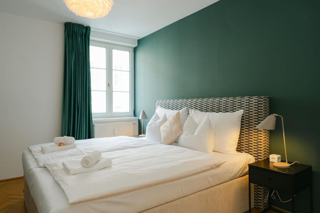 Hip Perfect For 4 Or 6, Great District, Metro * Vienna
