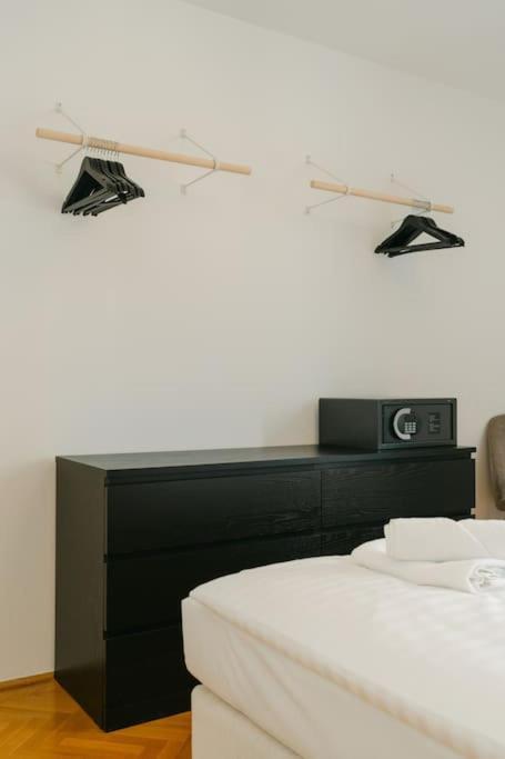 Hip Perfect For 4 Or 6, Great District, Metro * Vienna