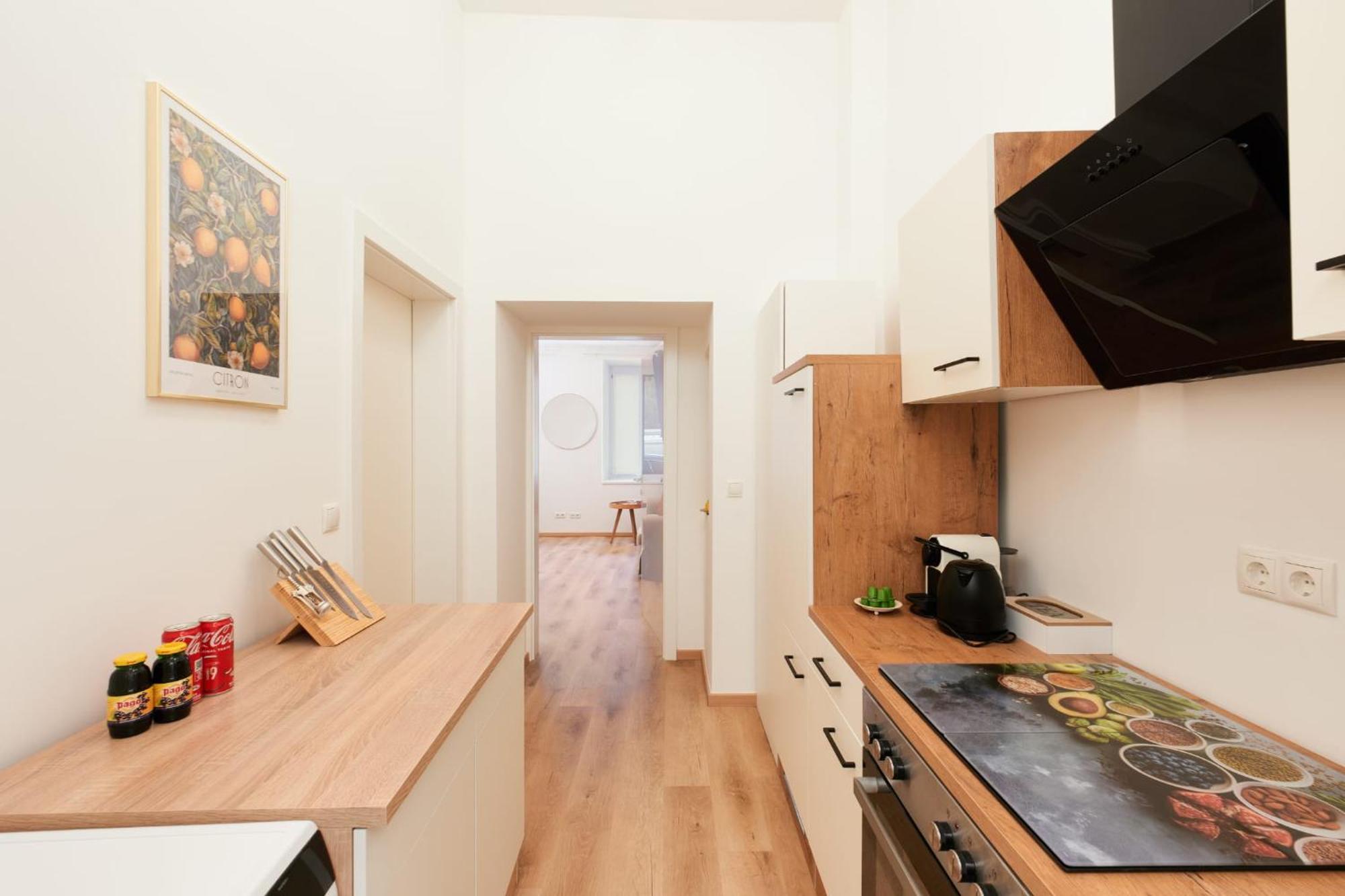 Malixa - In The Heart Of Next To Metro * Wien