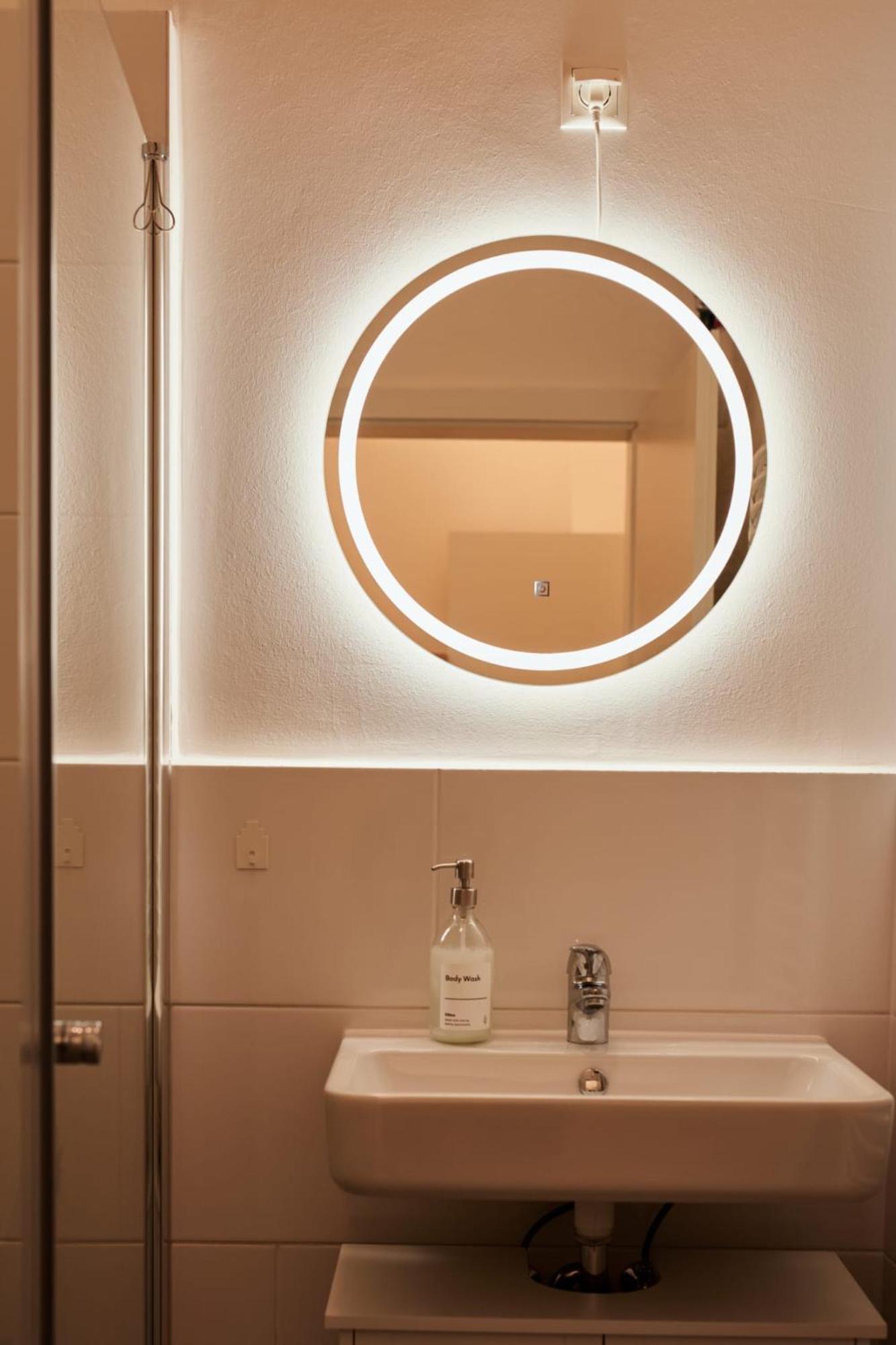 Malixa - In The Heart Of Next To Metro Apartamento Viena