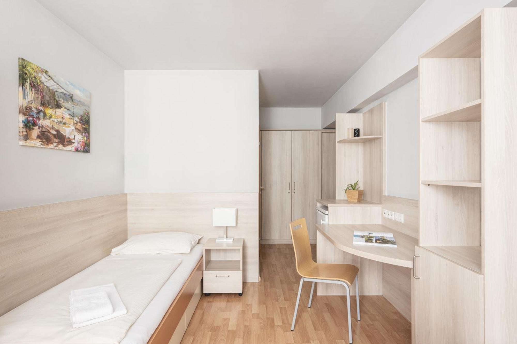 Hotel Mynext - Rudy 2*