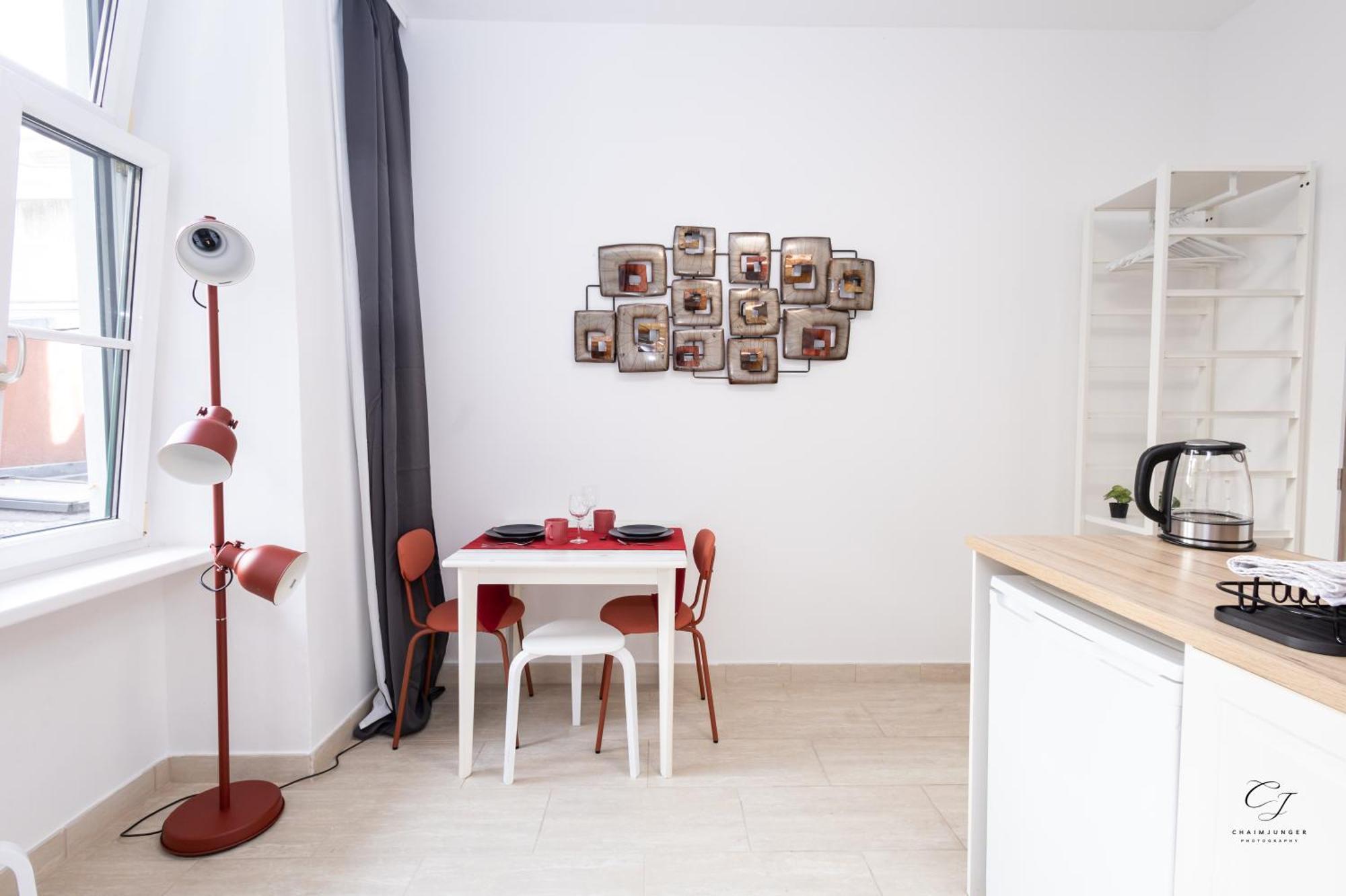Apartment Market Retreat Near Hbh