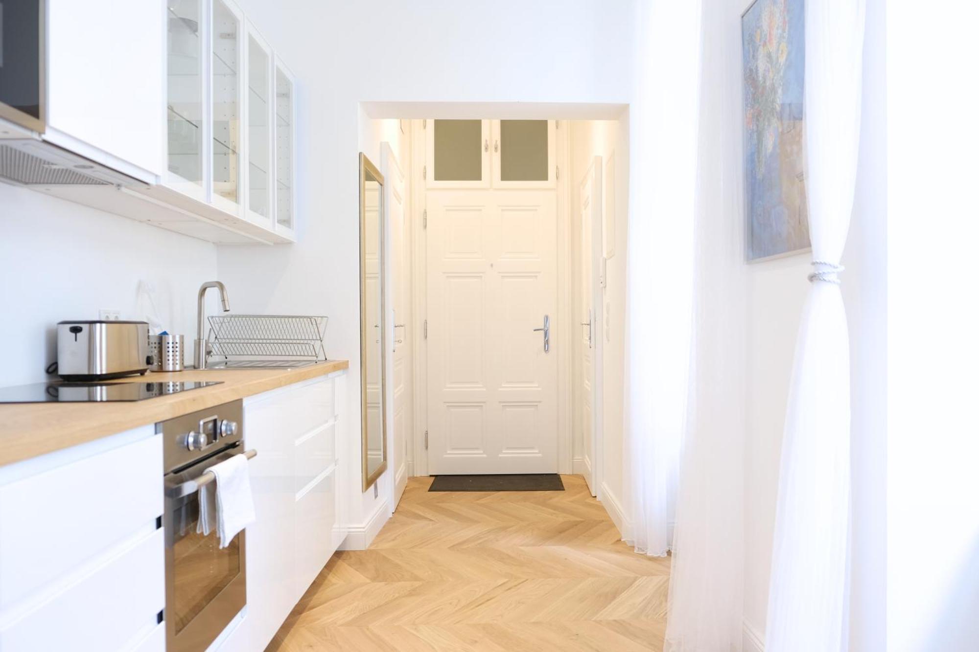 Design One Bedroom In * Wien
