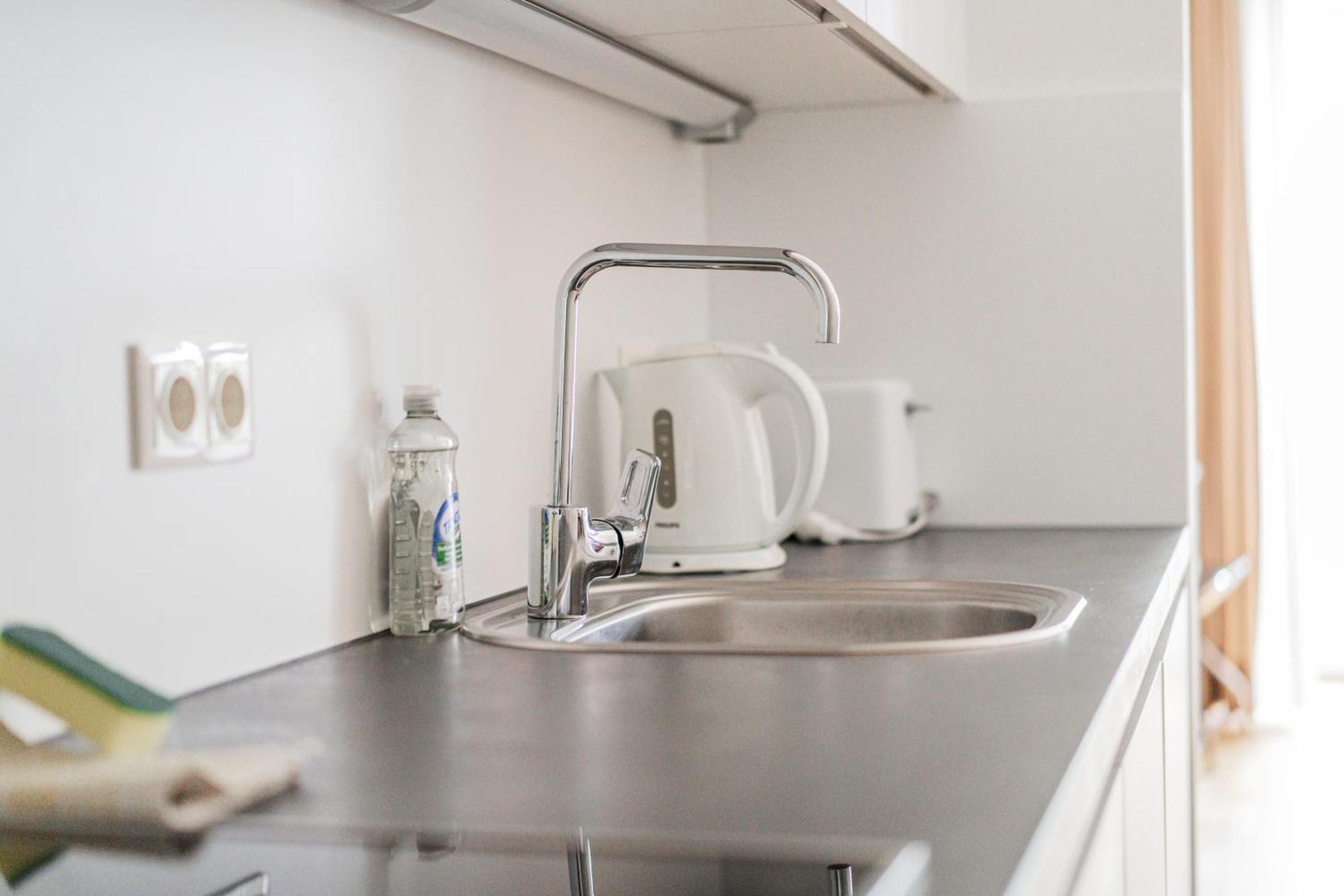 Stylish Nest For 4 Apartment