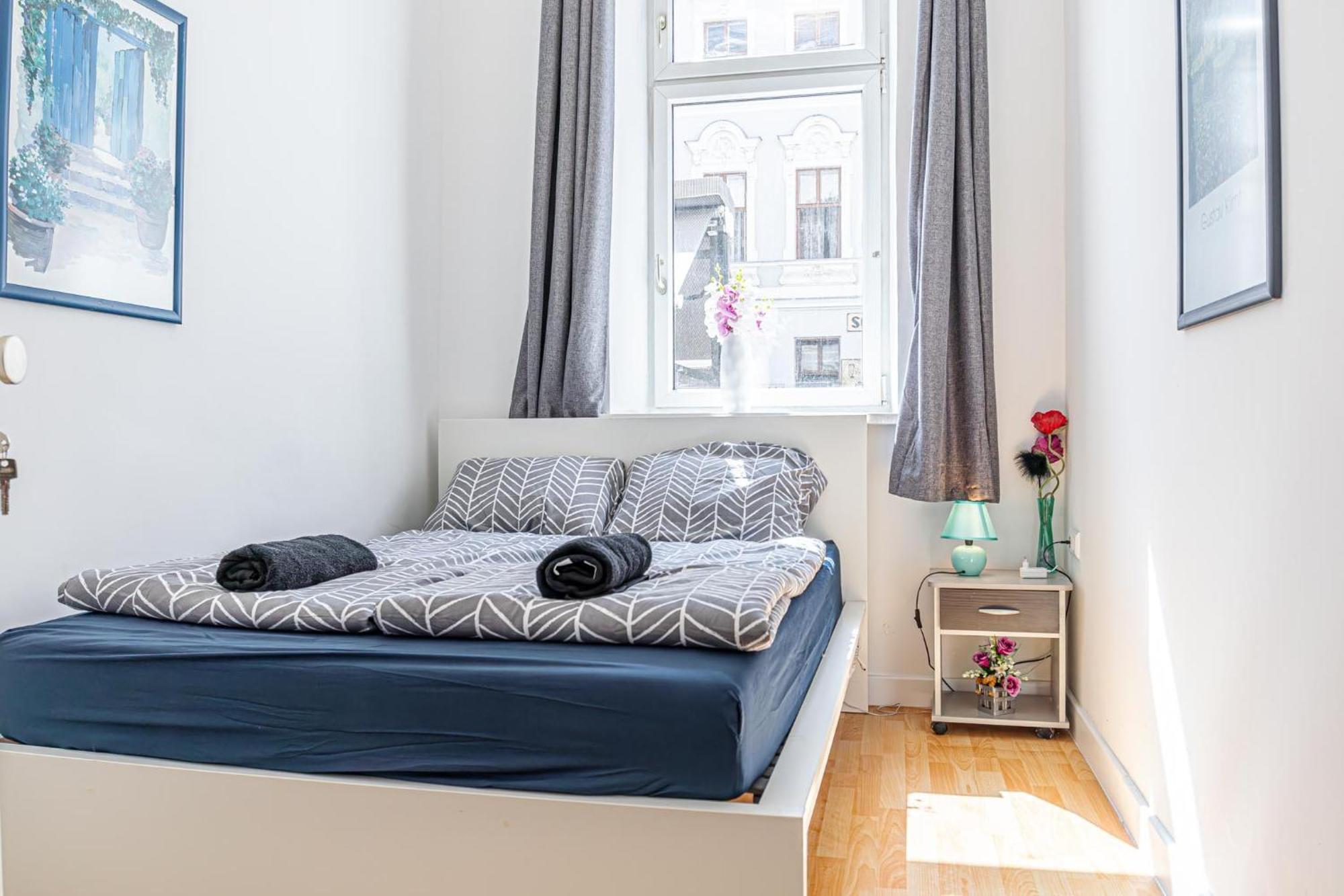 In A Shared Apartment, 6min To Lugner City * Viena