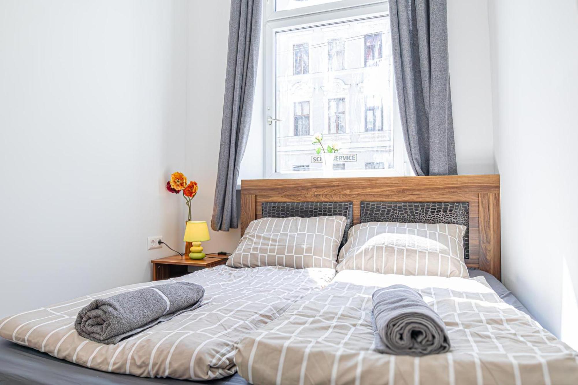 In A Shared Apartment, 6min To Lugner City Apartment Vienna