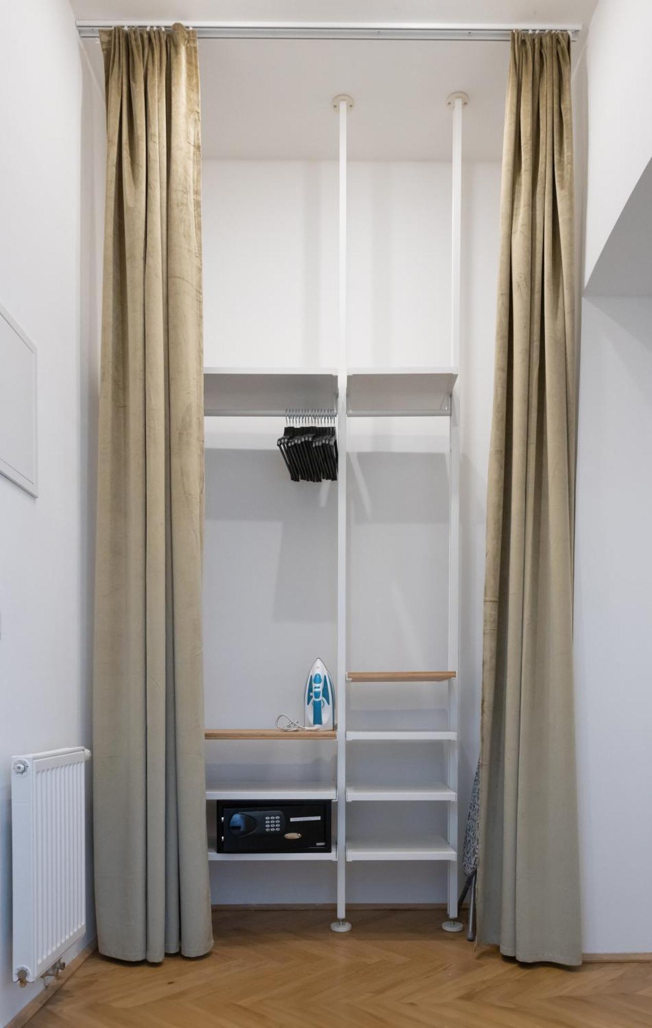 Apartment Charming Historical Near Centre Vienna