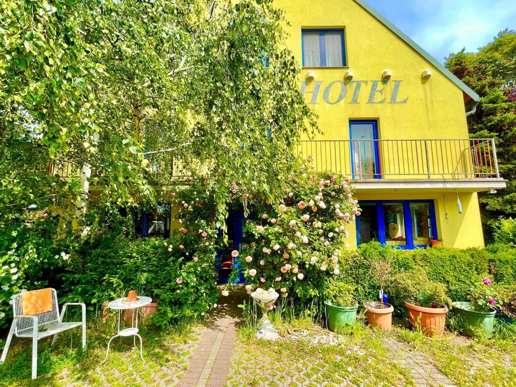 Gaestezimmer Puzwidu *