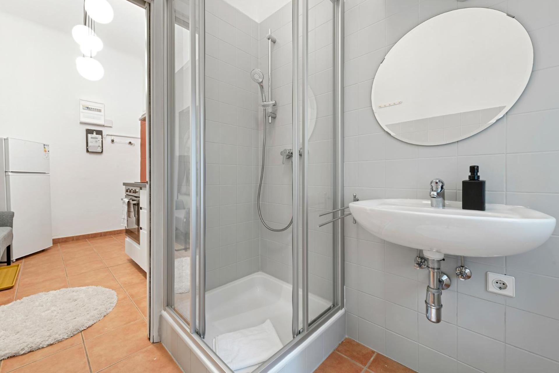 Apartamento 4ty3 - Spacious In The Heart Of The 8th District Is Calling