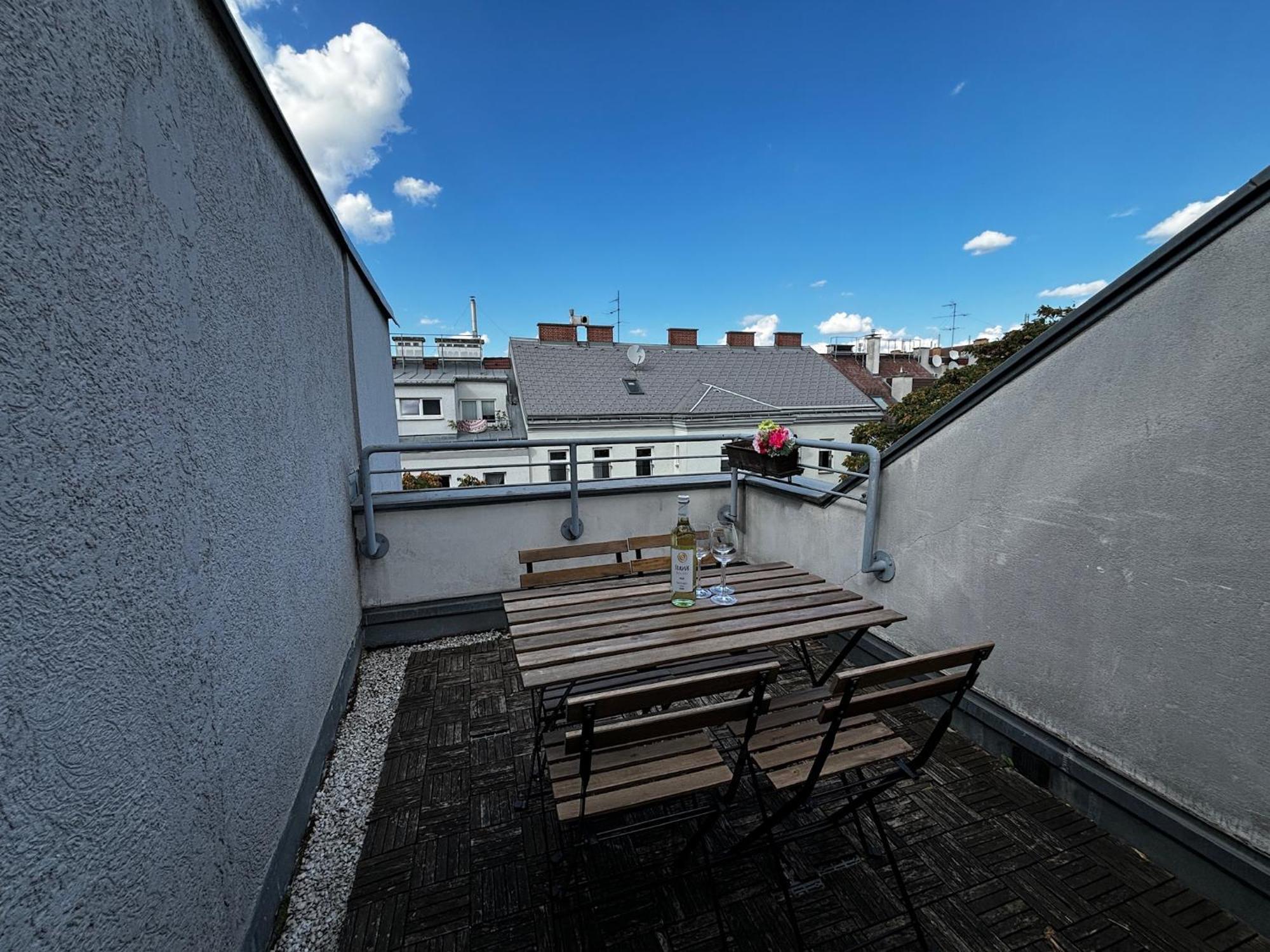 Sonniges Mit Terrasse, 15min Ins Zentrum * Vienna