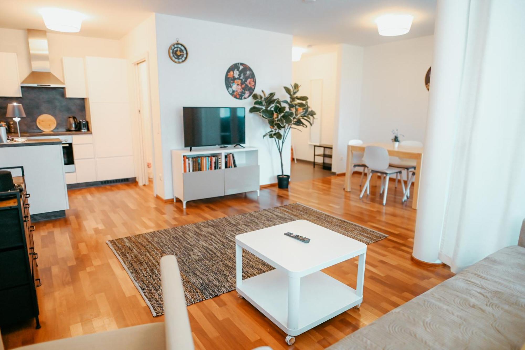 Apartment Danube Island 12 Vienna