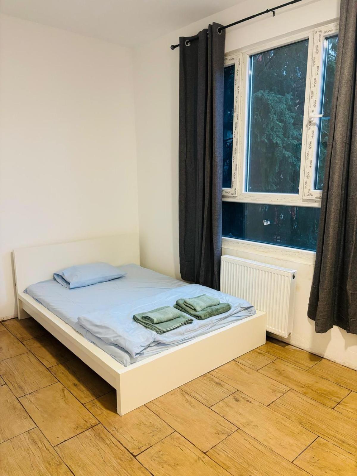 Guest house Penzingrooms