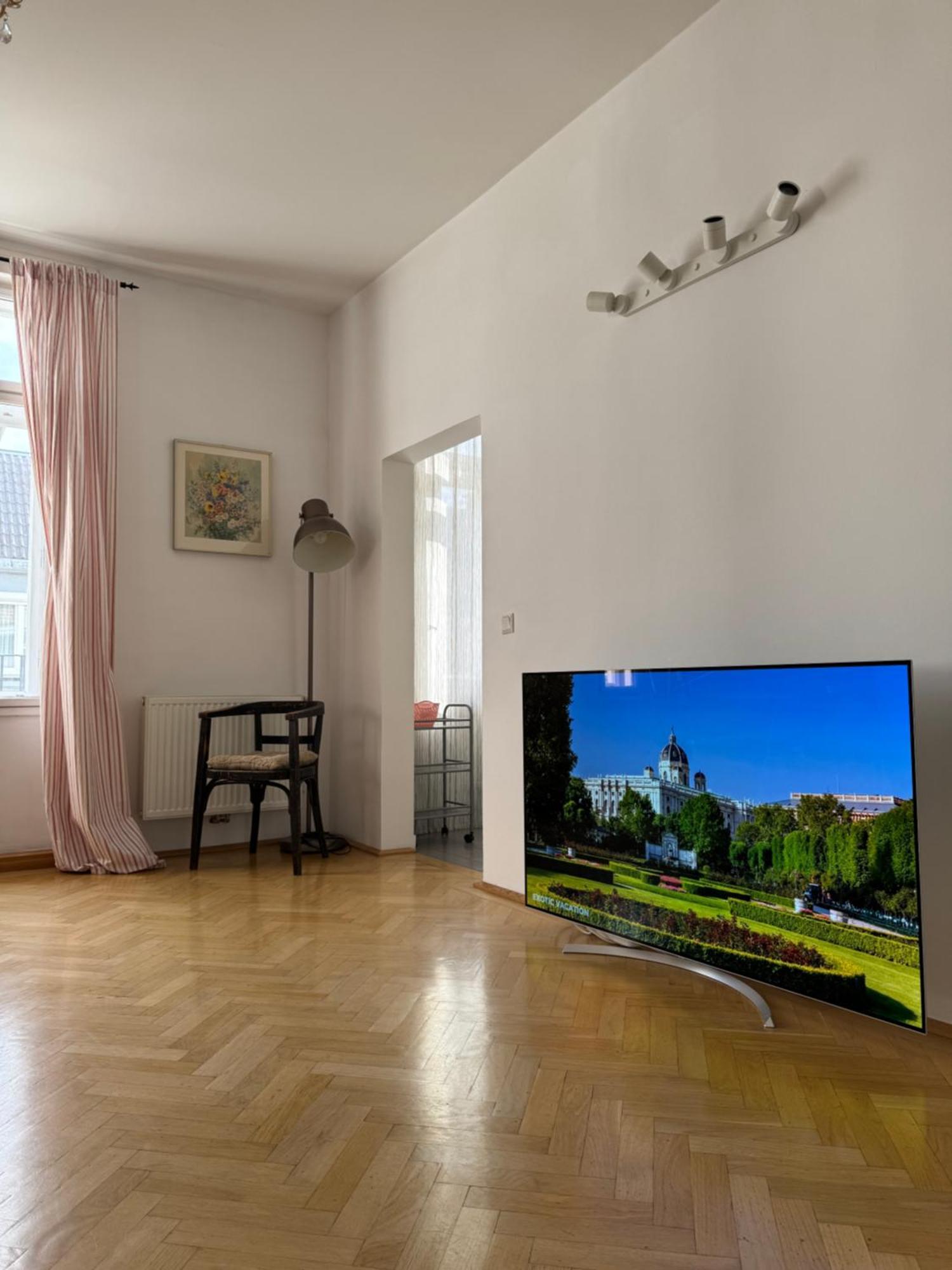 Cozy Near Schoenbrunn 17 Apartment *