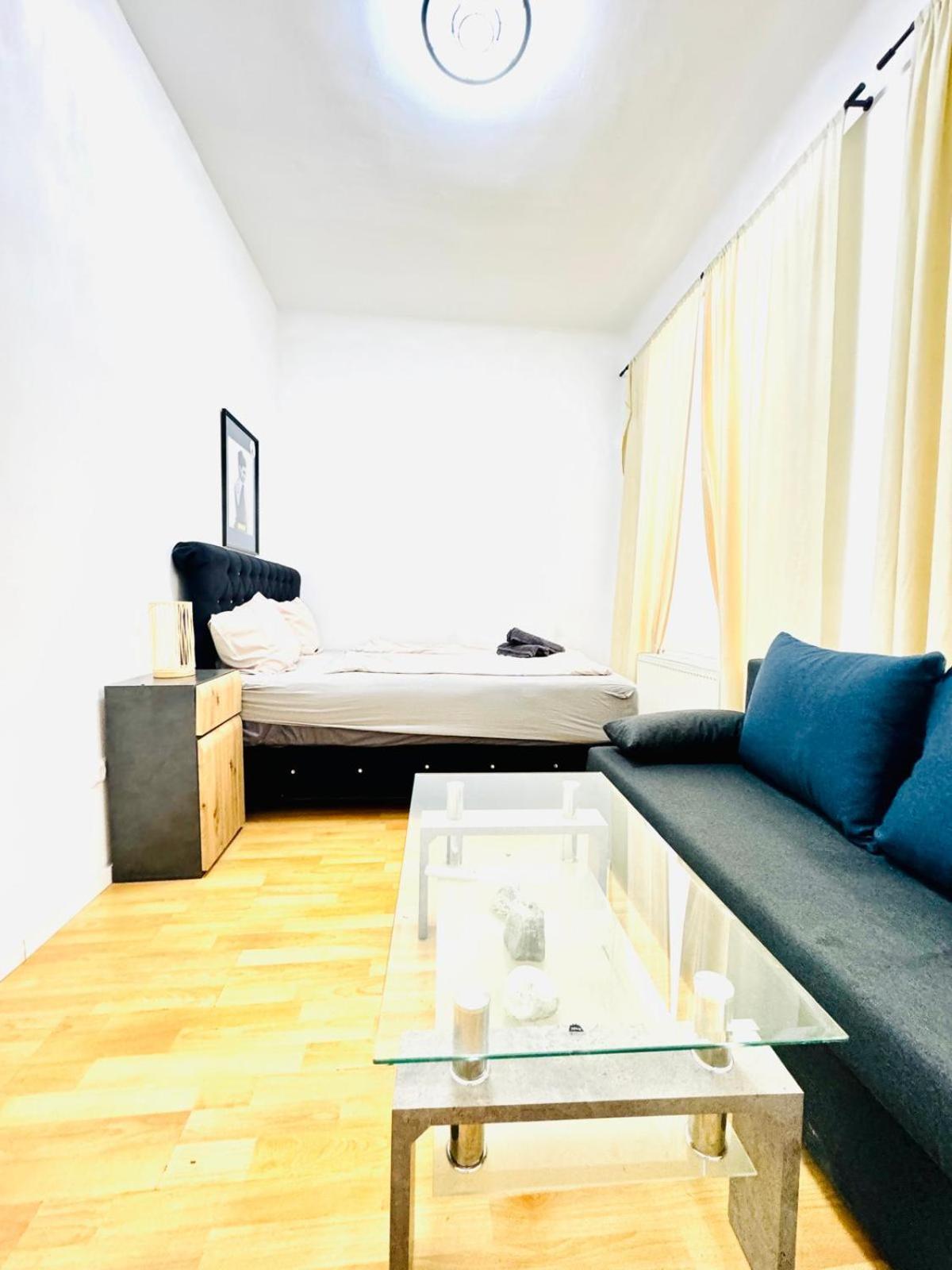 Apartment Comfy In A Shared Apt, 8min To Rathausplatz *