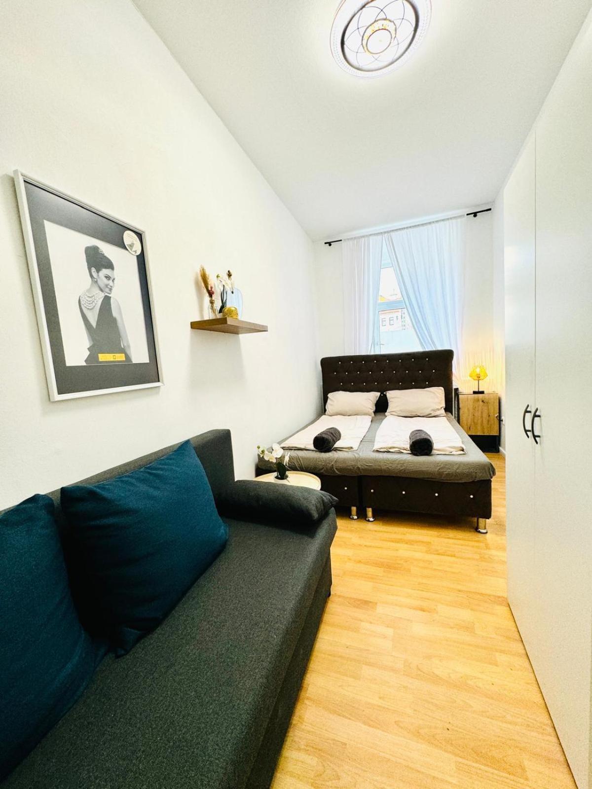 Apartment Comfy In A Shared Apt, 8min To Rathausplatz *