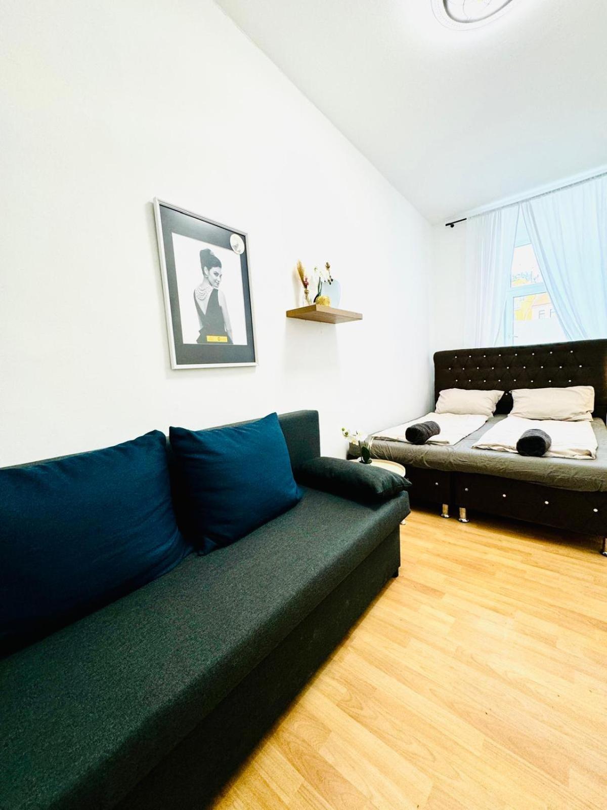 Comfy In A Shared Apt, 8min To Rathausplatz * Vienna