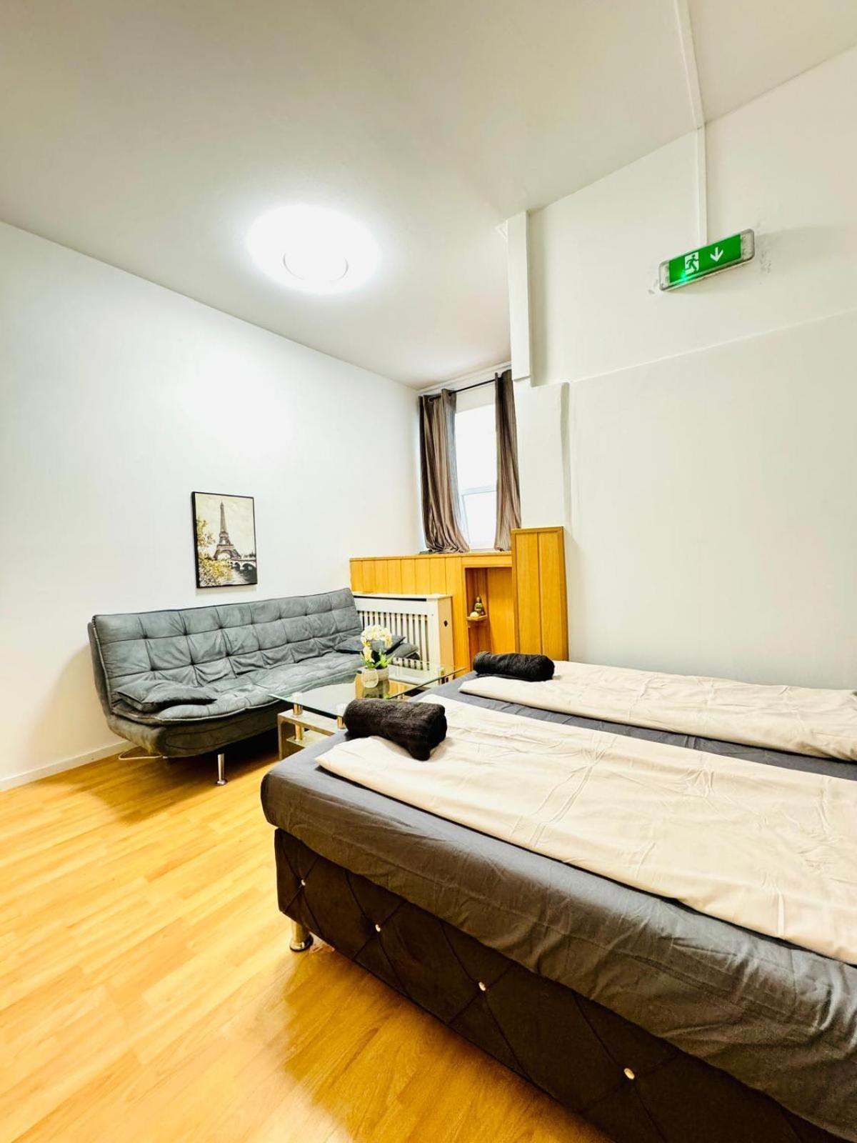 Comfy In A Shared Apt, 8min To Rathausplatz Apartment *