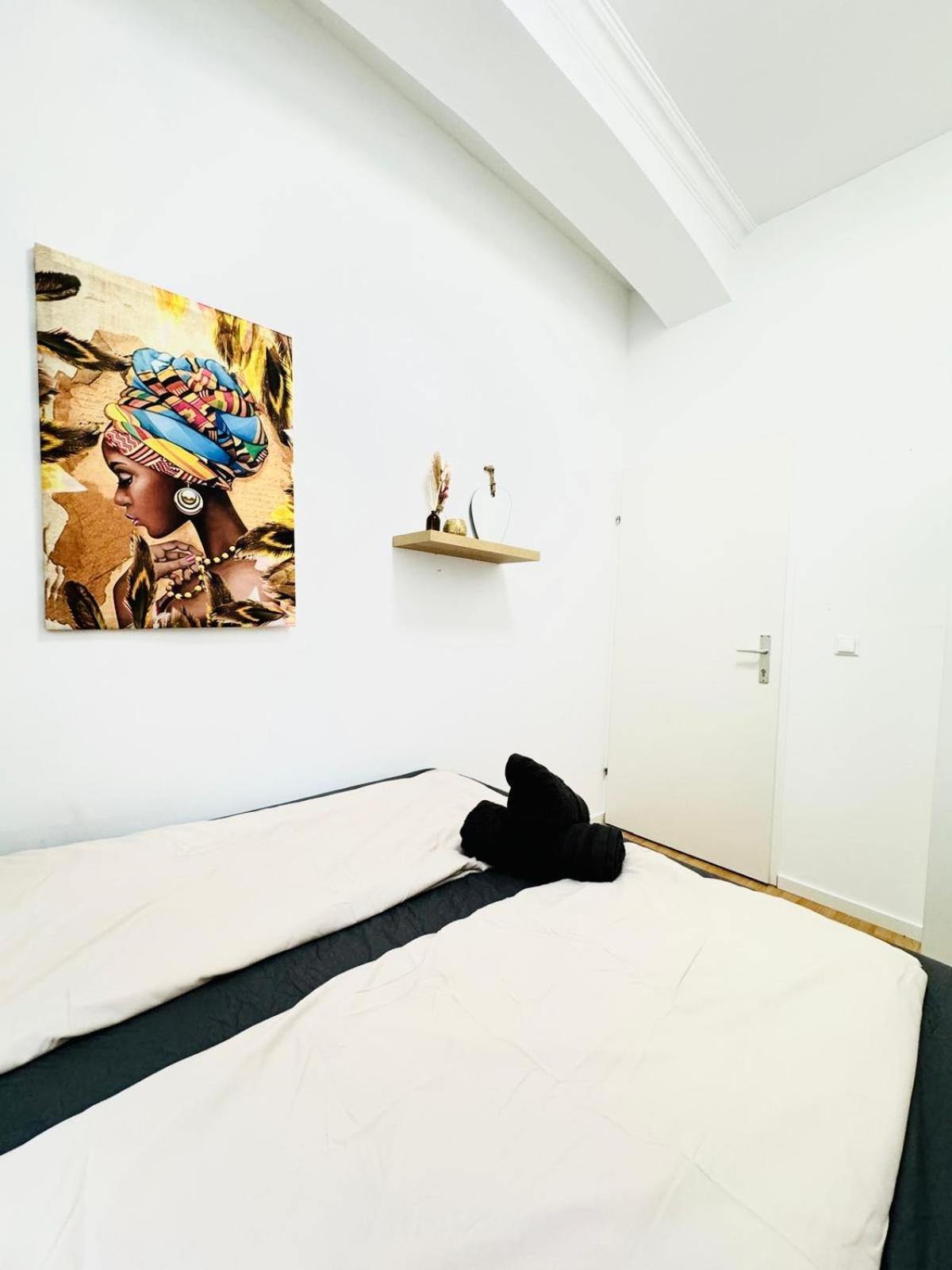 Comfy In A Shared Apt, 8min To Rathausplatz Apartment Vienna