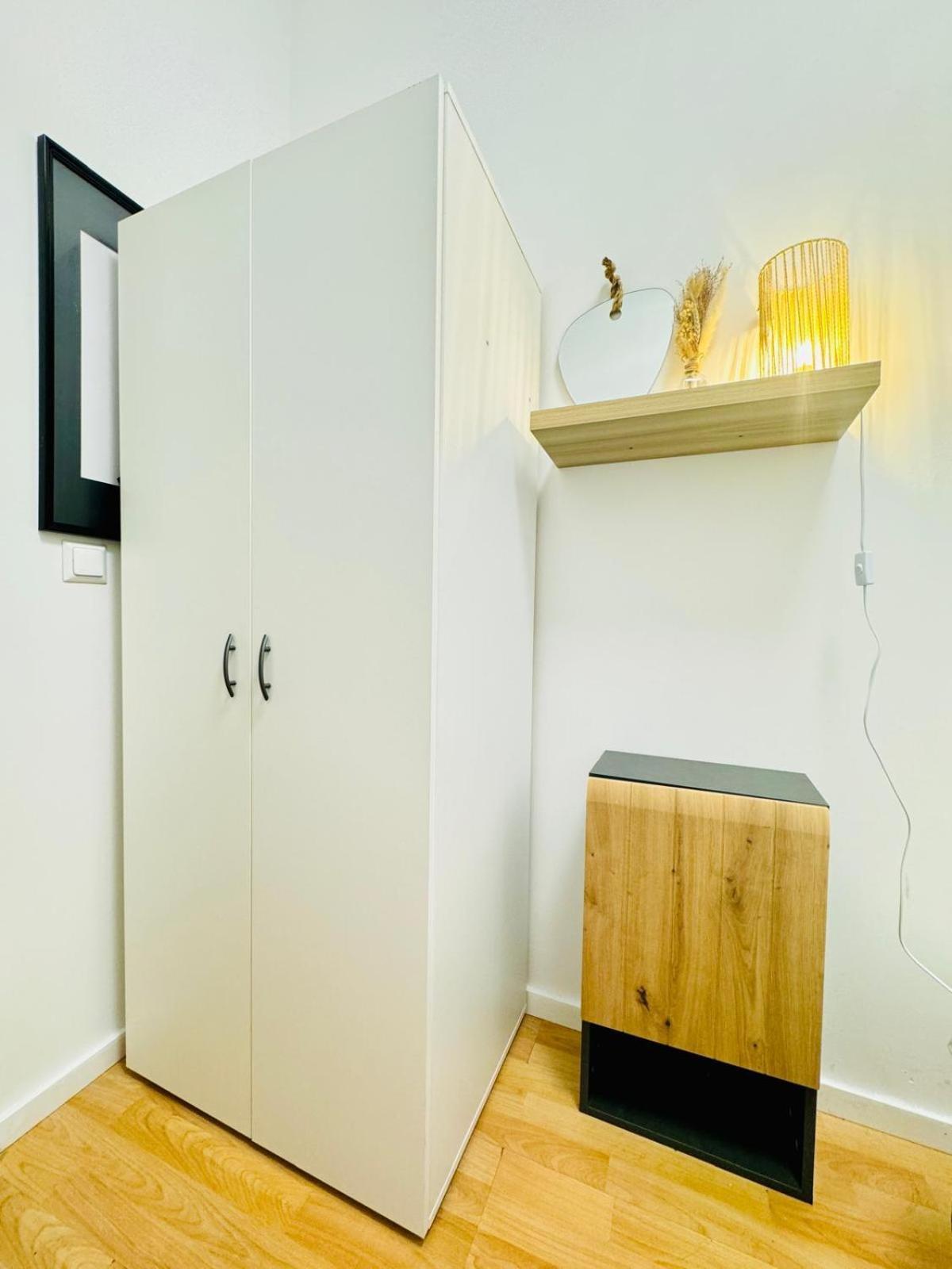 Comfy In A Shared Apt, 8min To Rathausplatz * Vienna