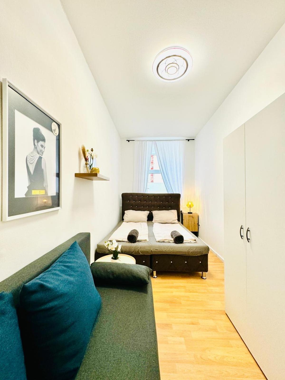 Comfy In A Shared Apt, 8min To Rathausplatz *