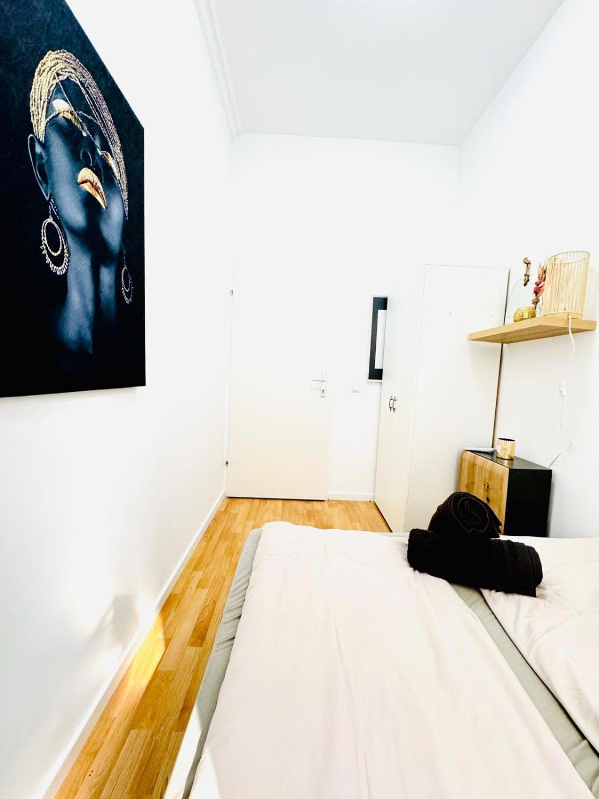 Comfy In A Shared Apt, 8min To Rathausplatz Apartment *
