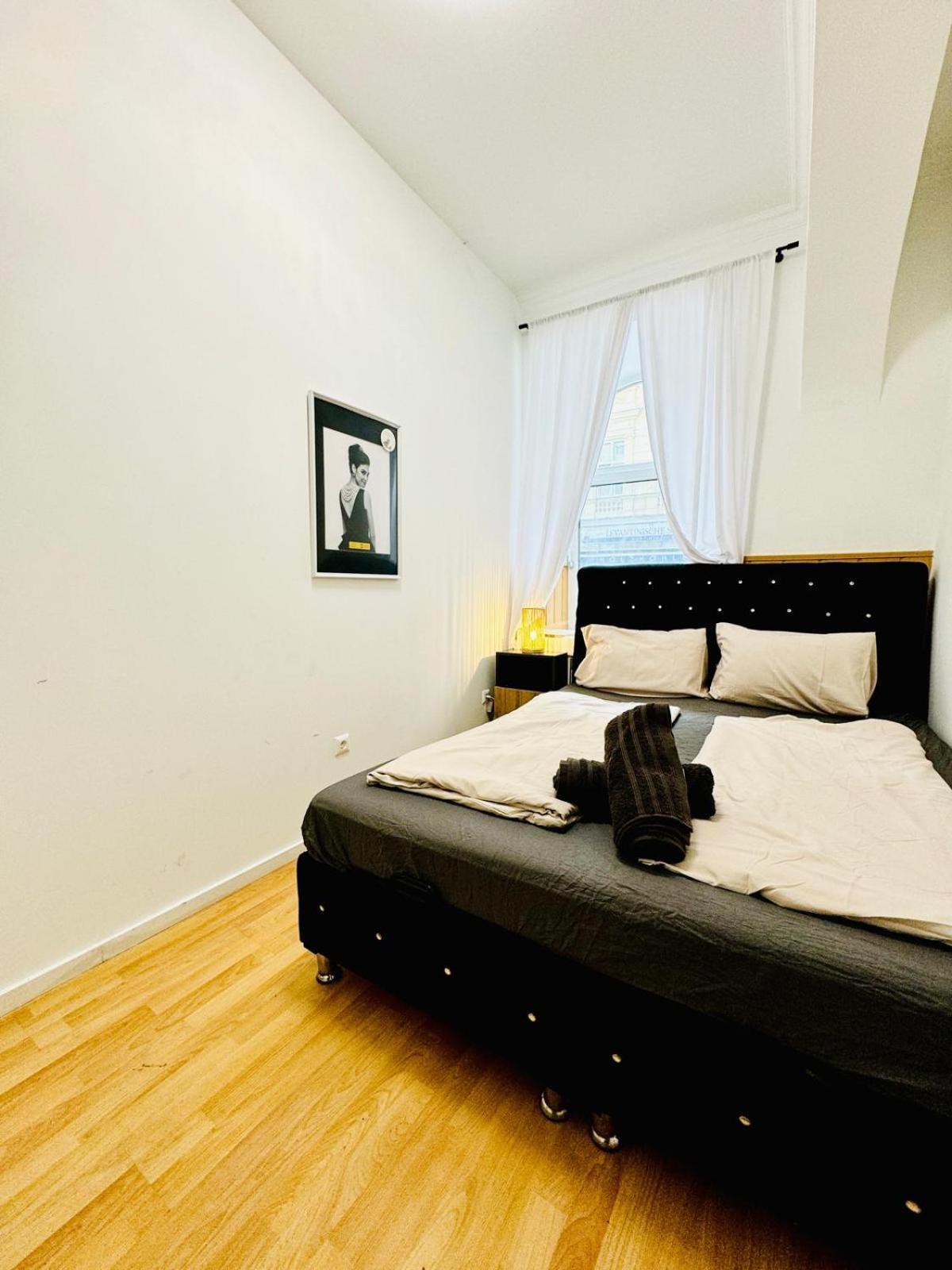 Apartment Comfy In A Shared Apt, 8min To Rathausplatz *