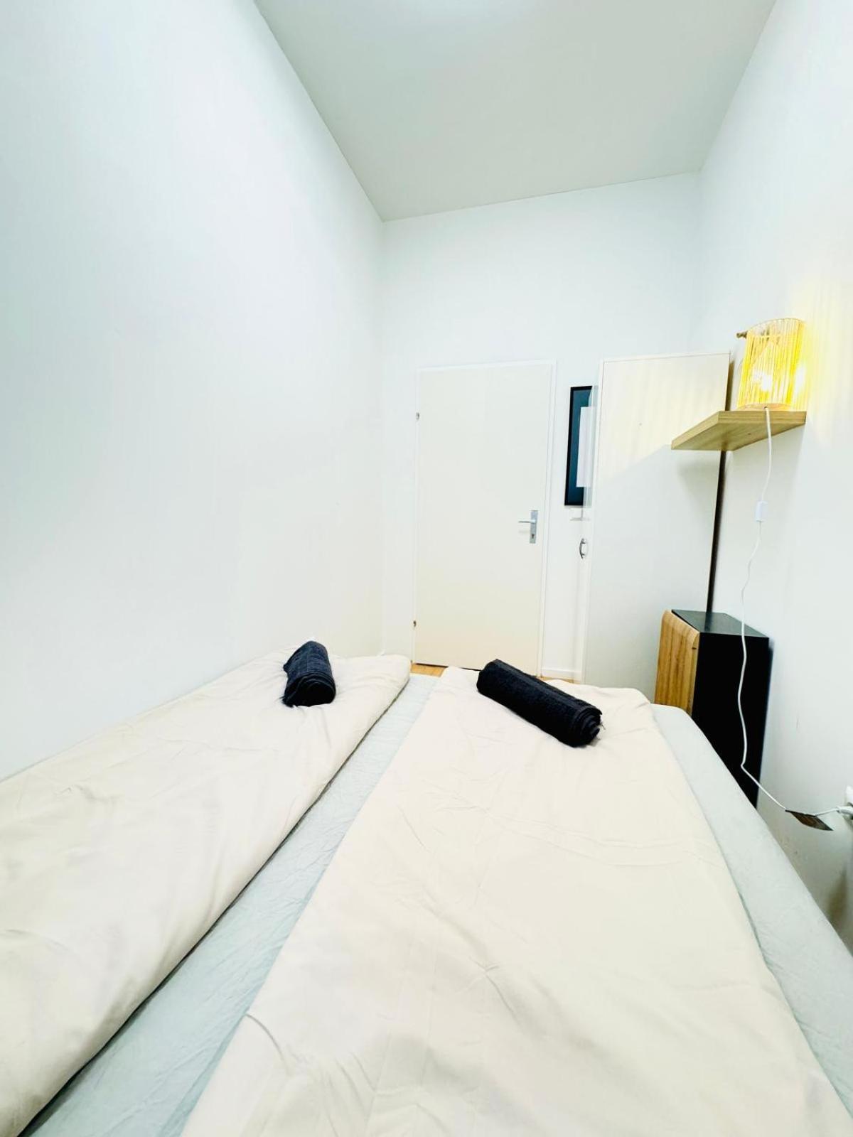 Comfy In A Shared Apt, 8min To Rathausplatz Vienna