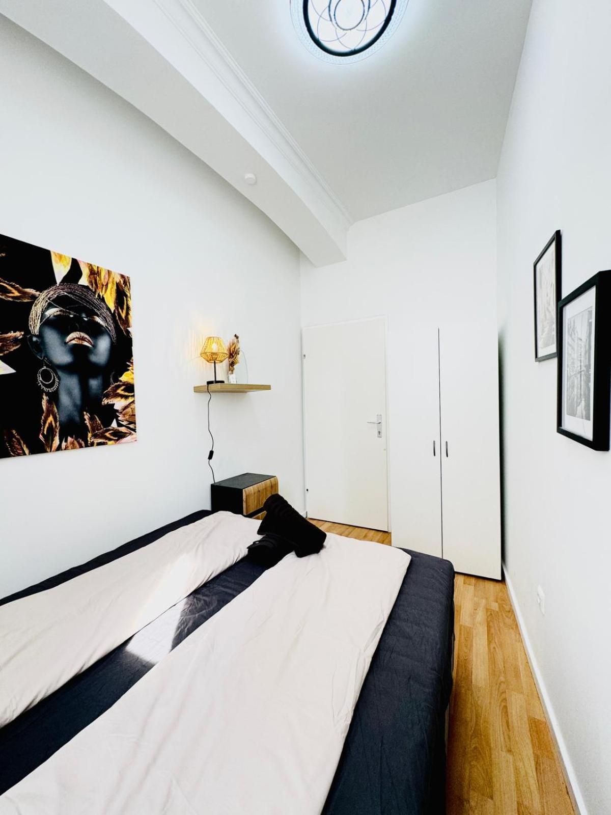 Comfy In A Shared Apt, 8min To Rathausplatz