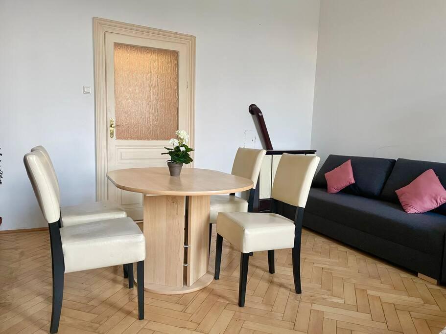 Long - Cozy - Apartment Vienna