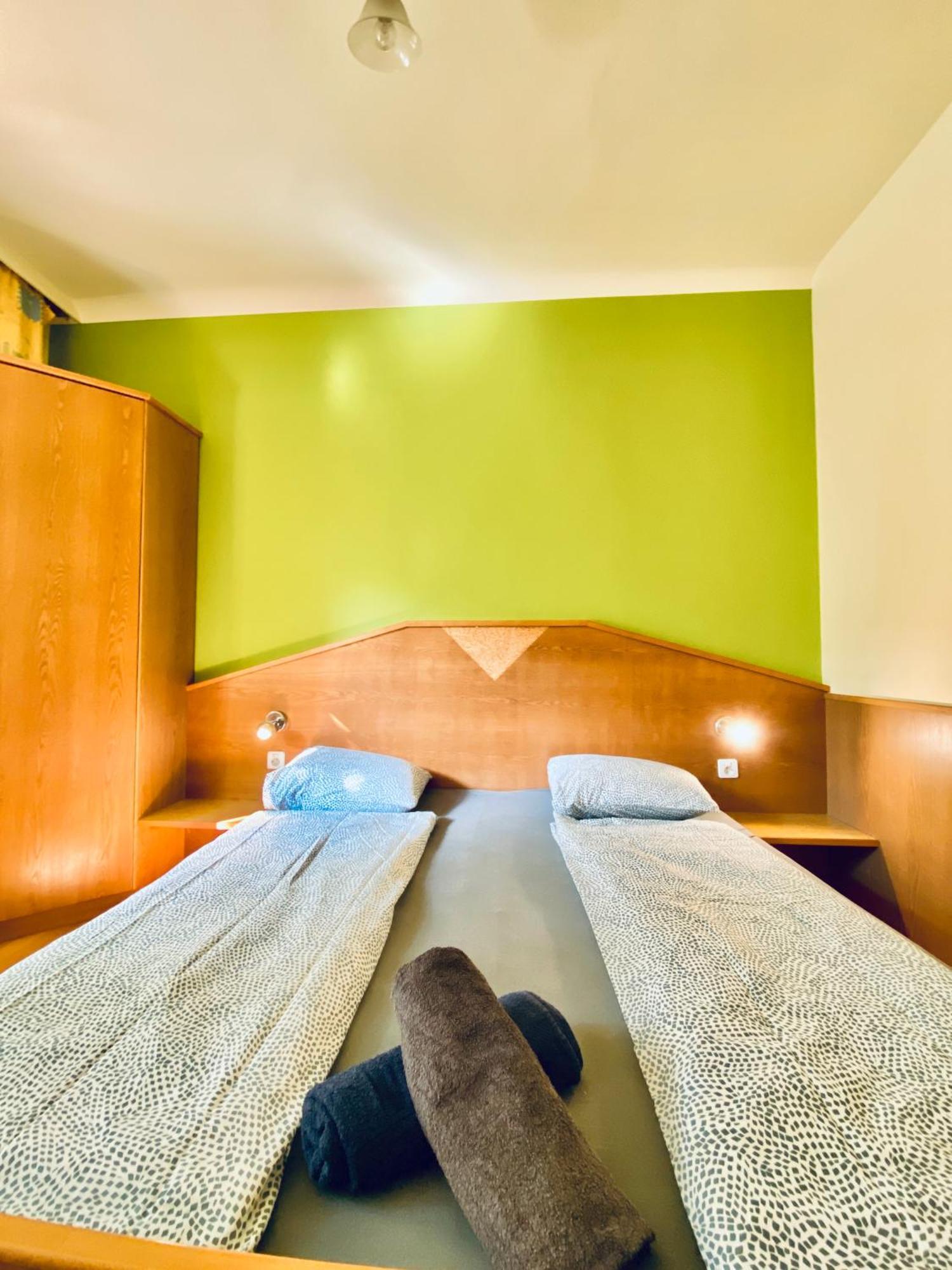 Appartamento Affordable Central Rooms, 10-min To Lugner City *
