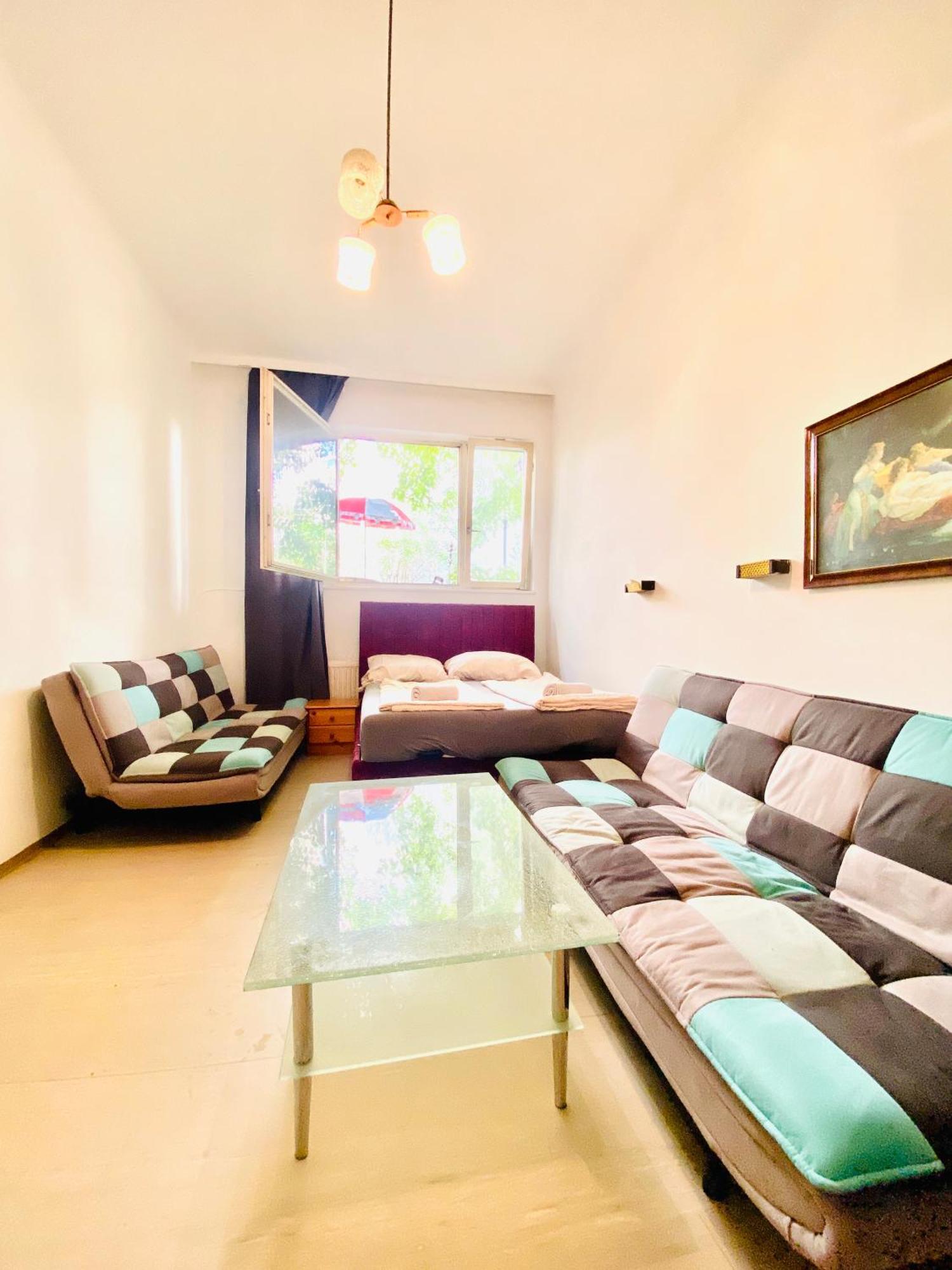 Appartamento Affordable Central Rooms, 10-min To Lugner City Vienna