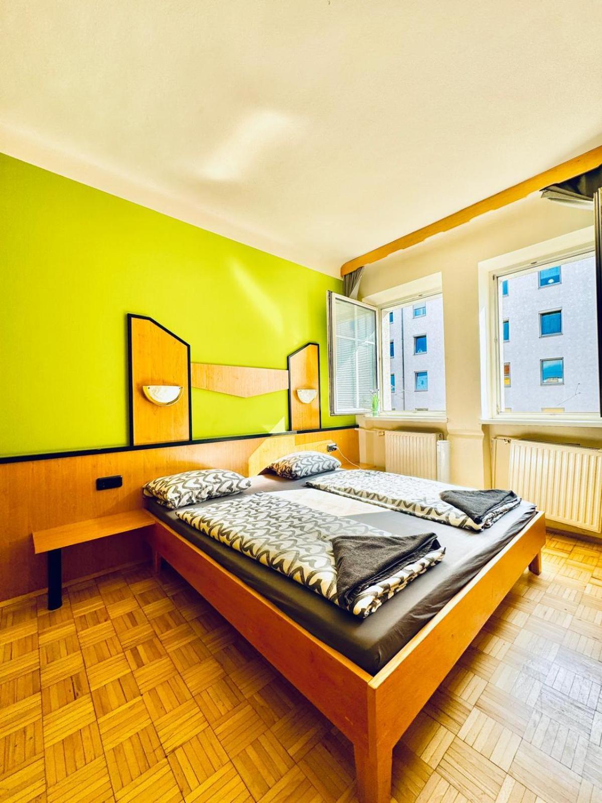 Appartamento Affordable Central Rooms, 10-min To Lugner City