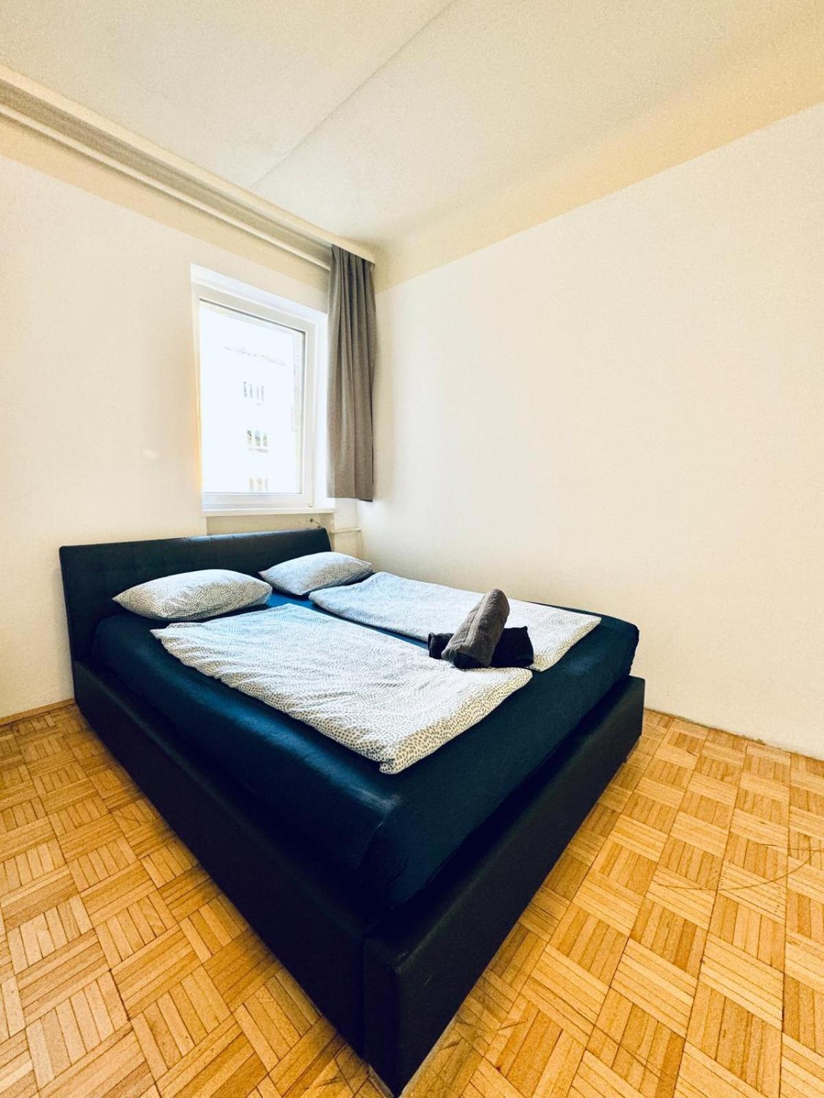 Affordable Central Rooms, 10-min To Lugner City Vienna