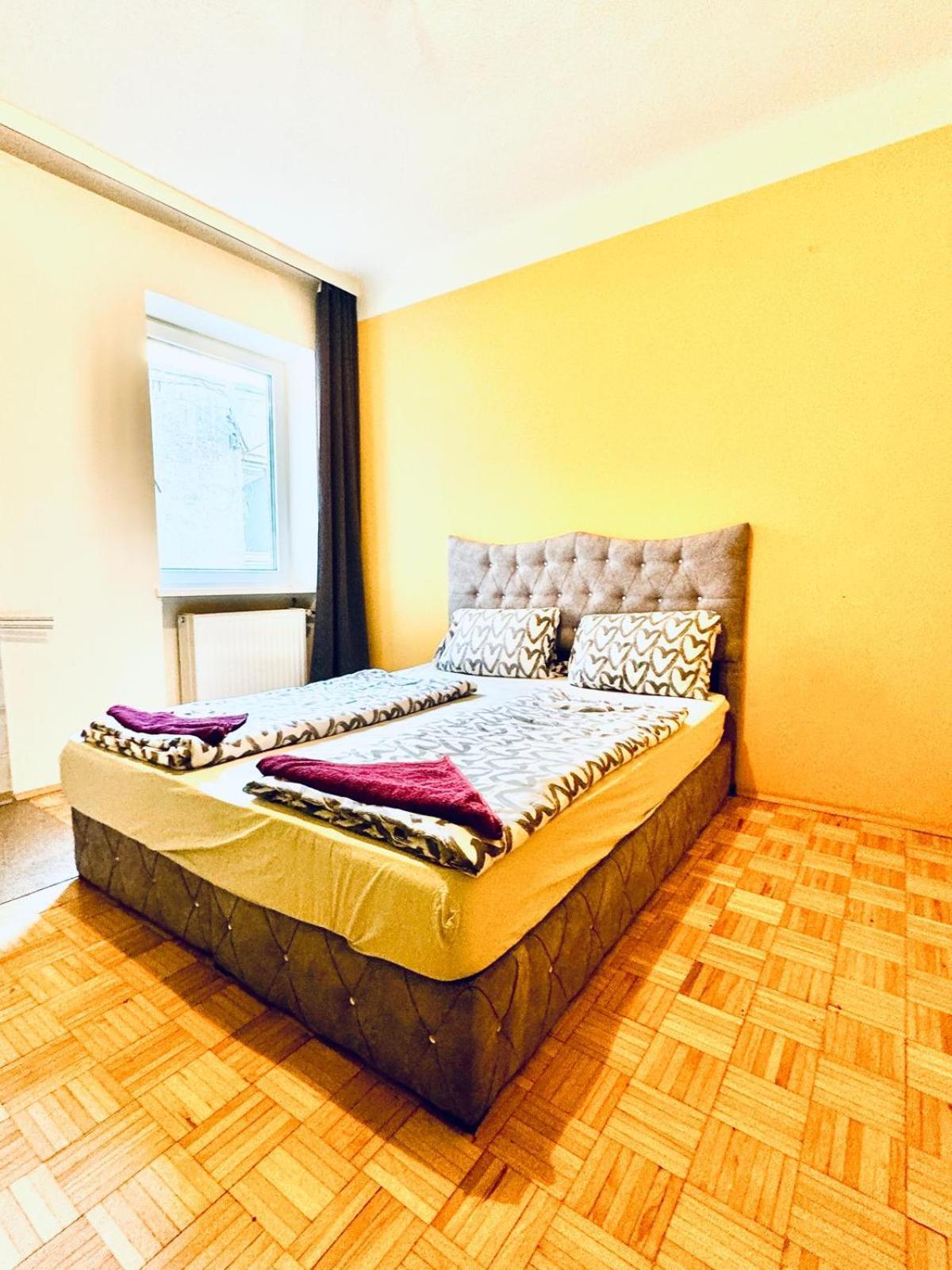 Affordable Central Rooms, 10-min To Lugner City *