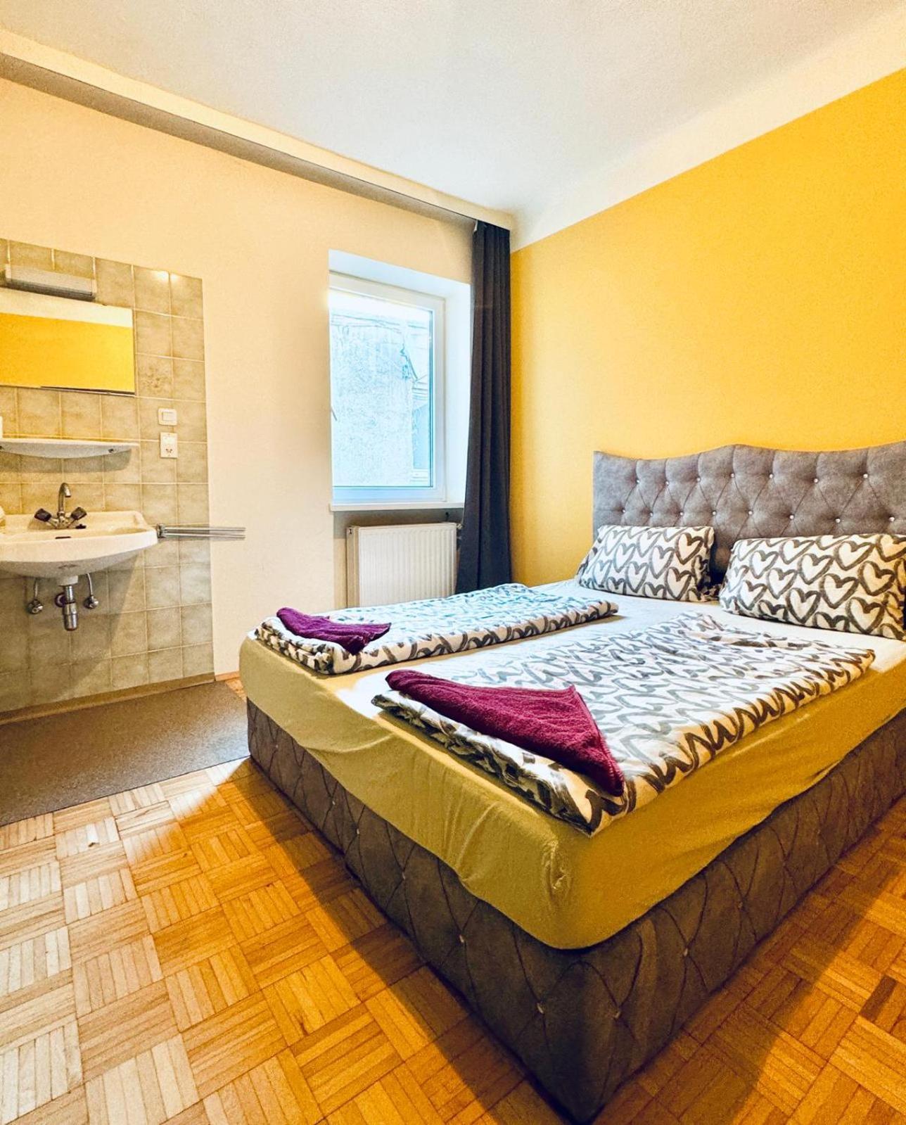 Appartamento Affordable Central Rooms, 10-min To Lugner City