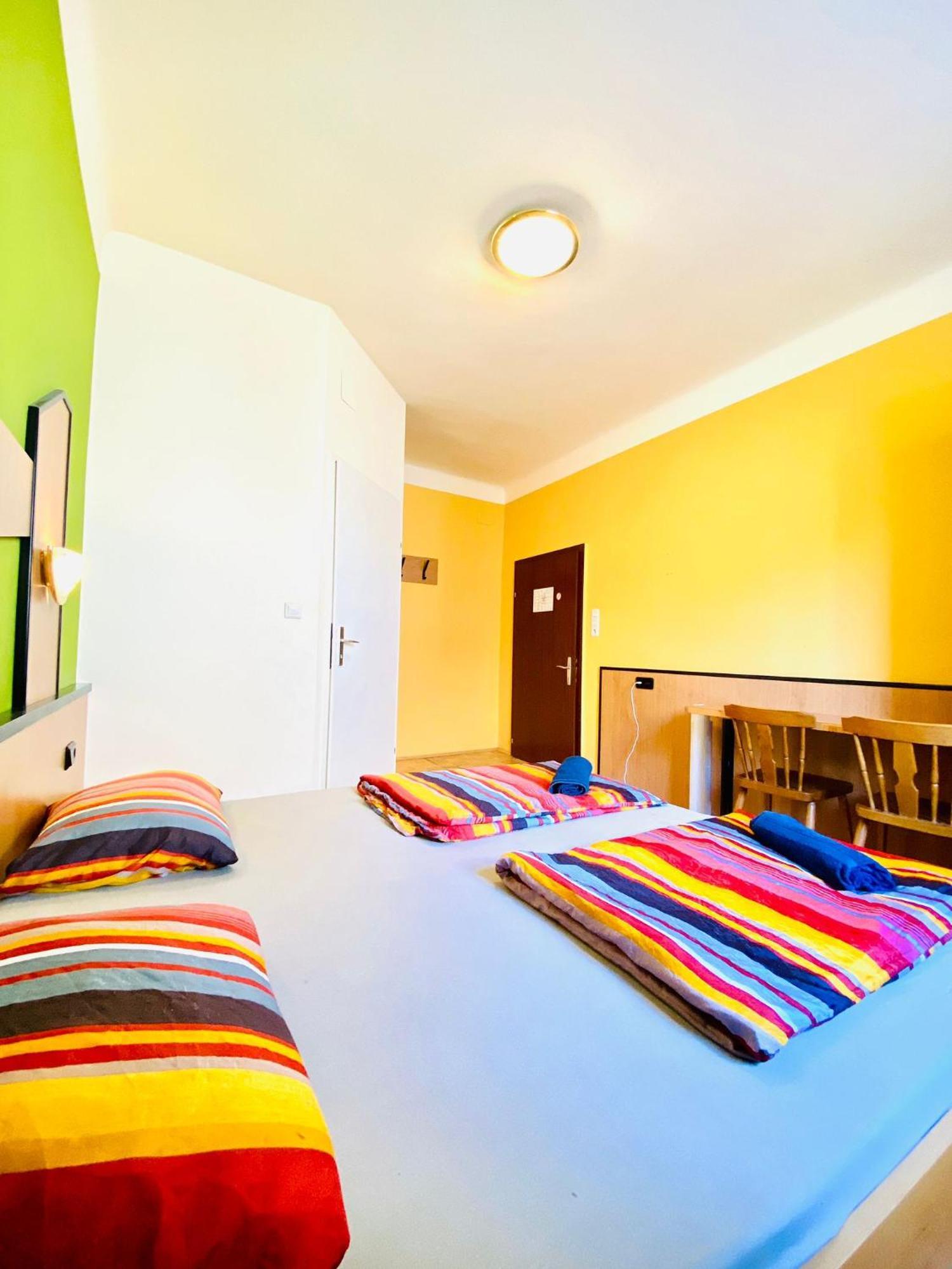 Appartamento Affordable Central Rooms, 10-min To Lugner City