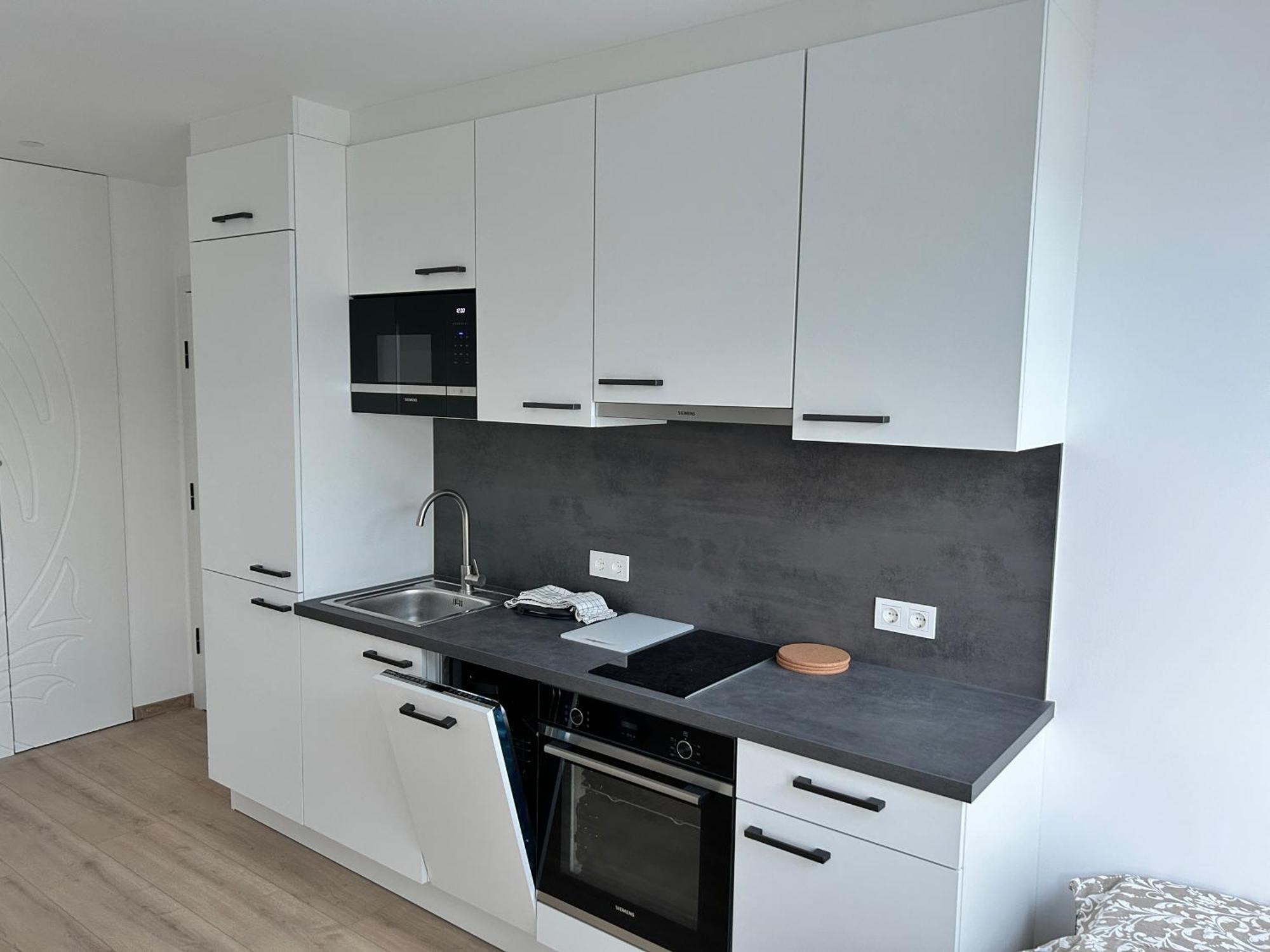 Asp Modern With Balcony & Free Parking