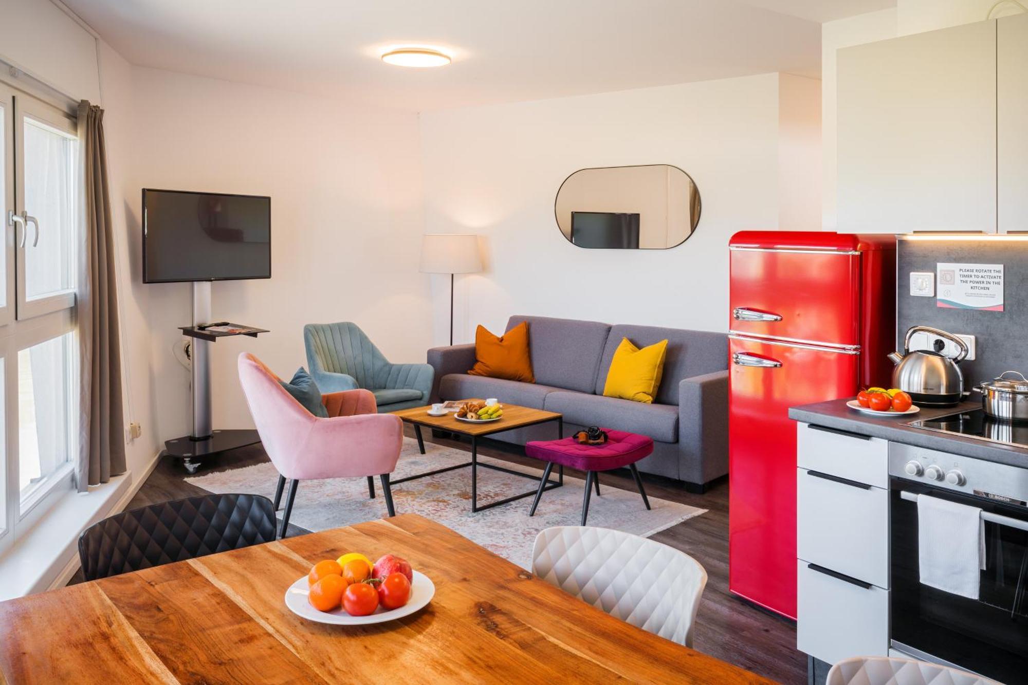 Urban Island I Riverside Apartment *