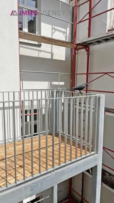 Apartment 2 25