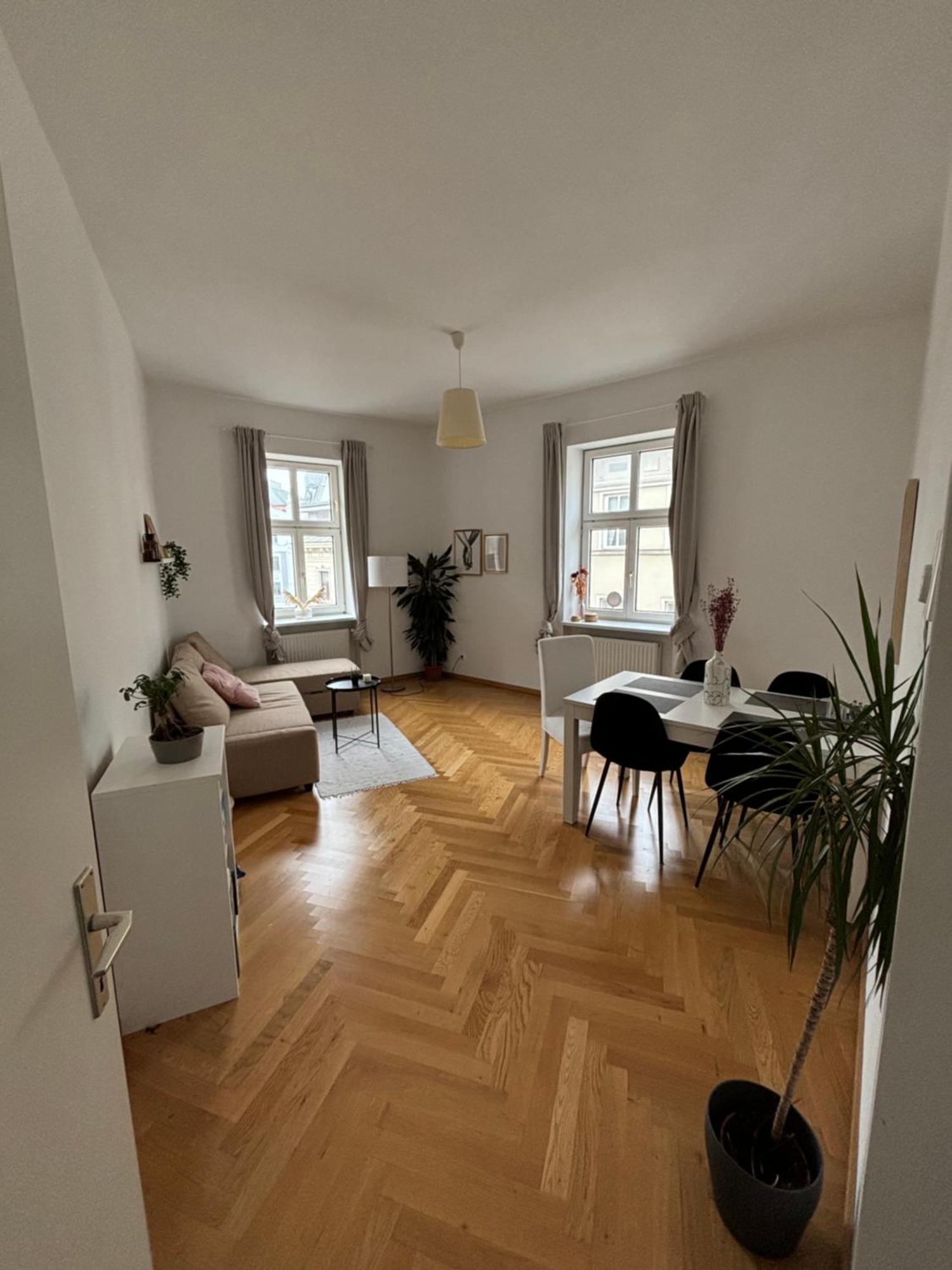 Central - 8th District Apartment *