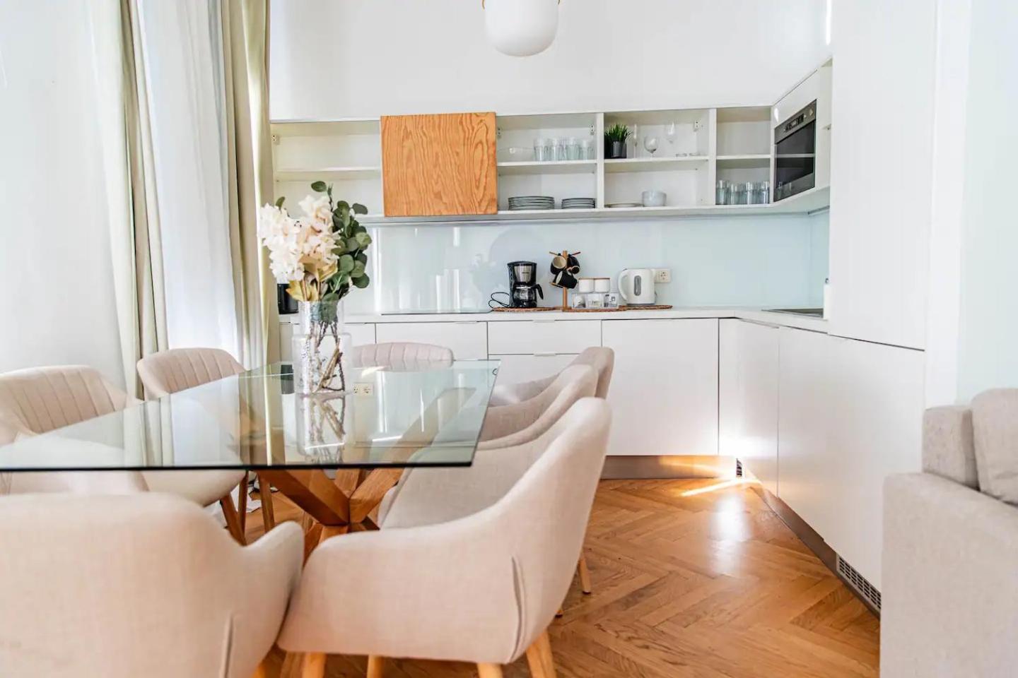 Apartment Apartment, Two Metro Stations To Hauptbahnhof *