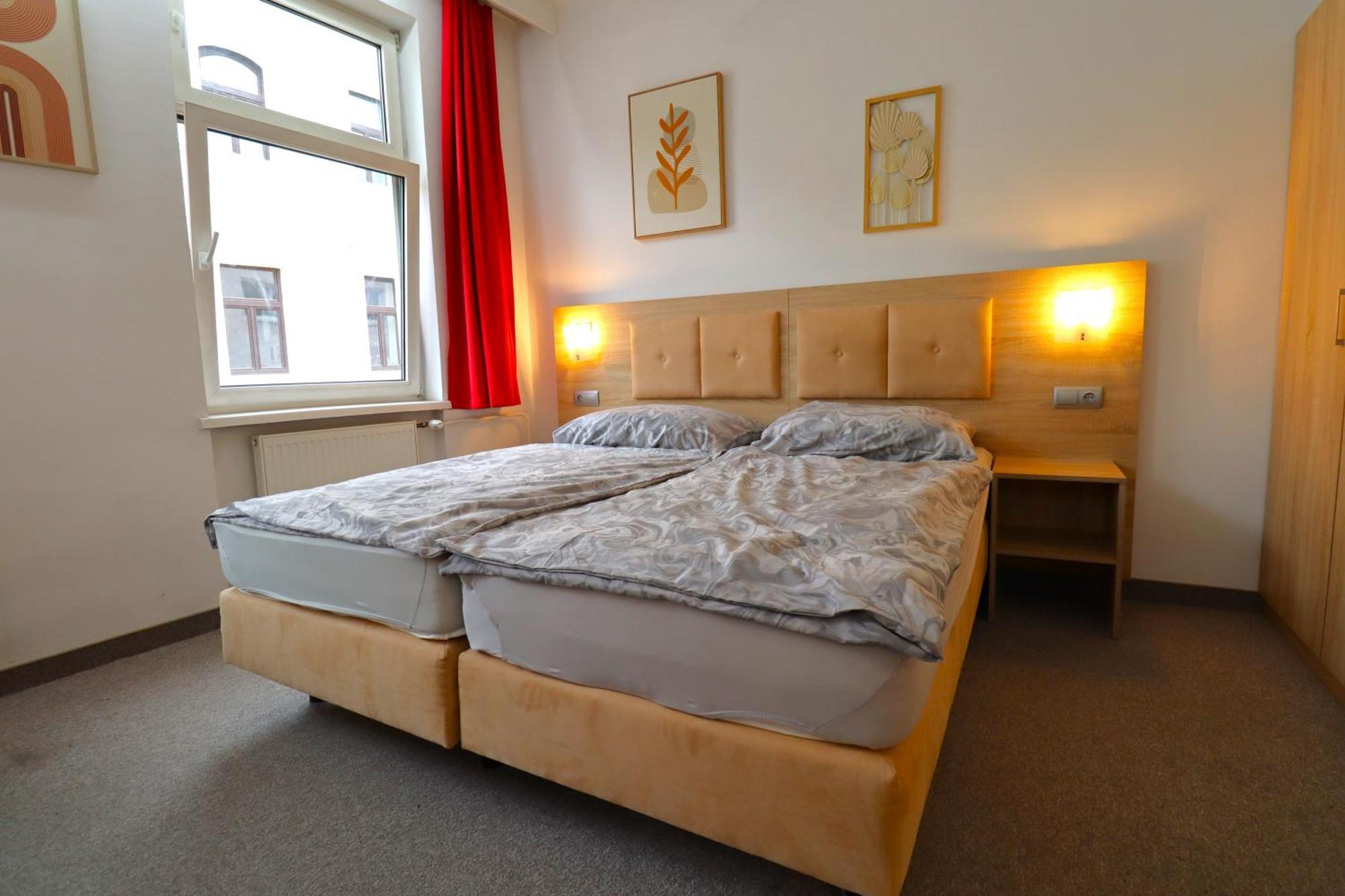 Default 1170 Hotel 4*